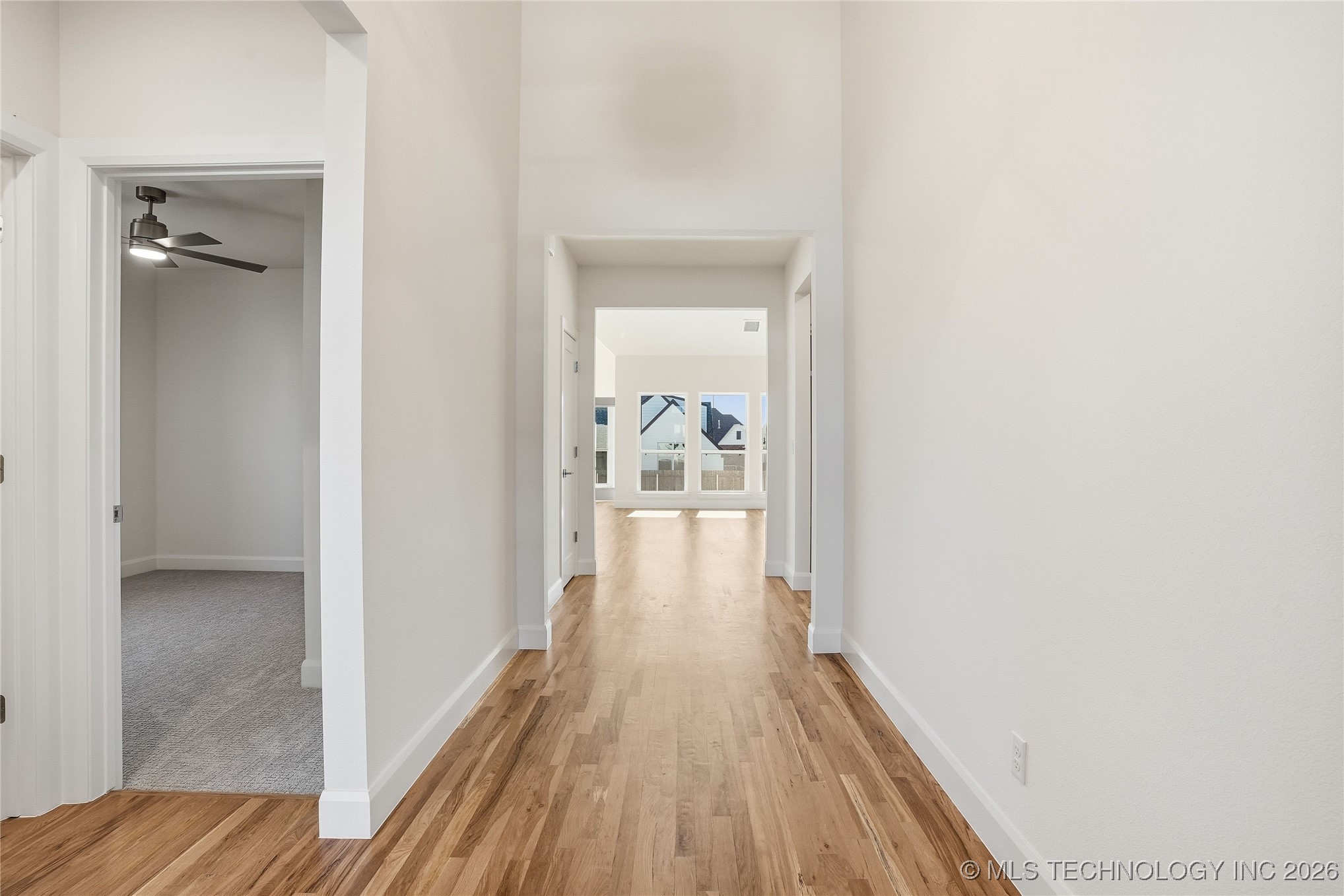 2118 E 138 Street Property Photo 7