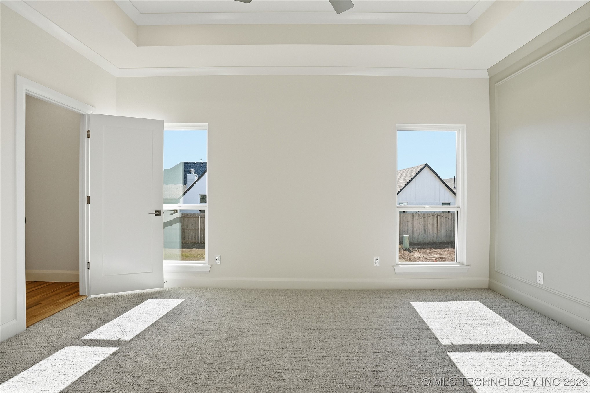 2118 E 138 Street Property Photo 42