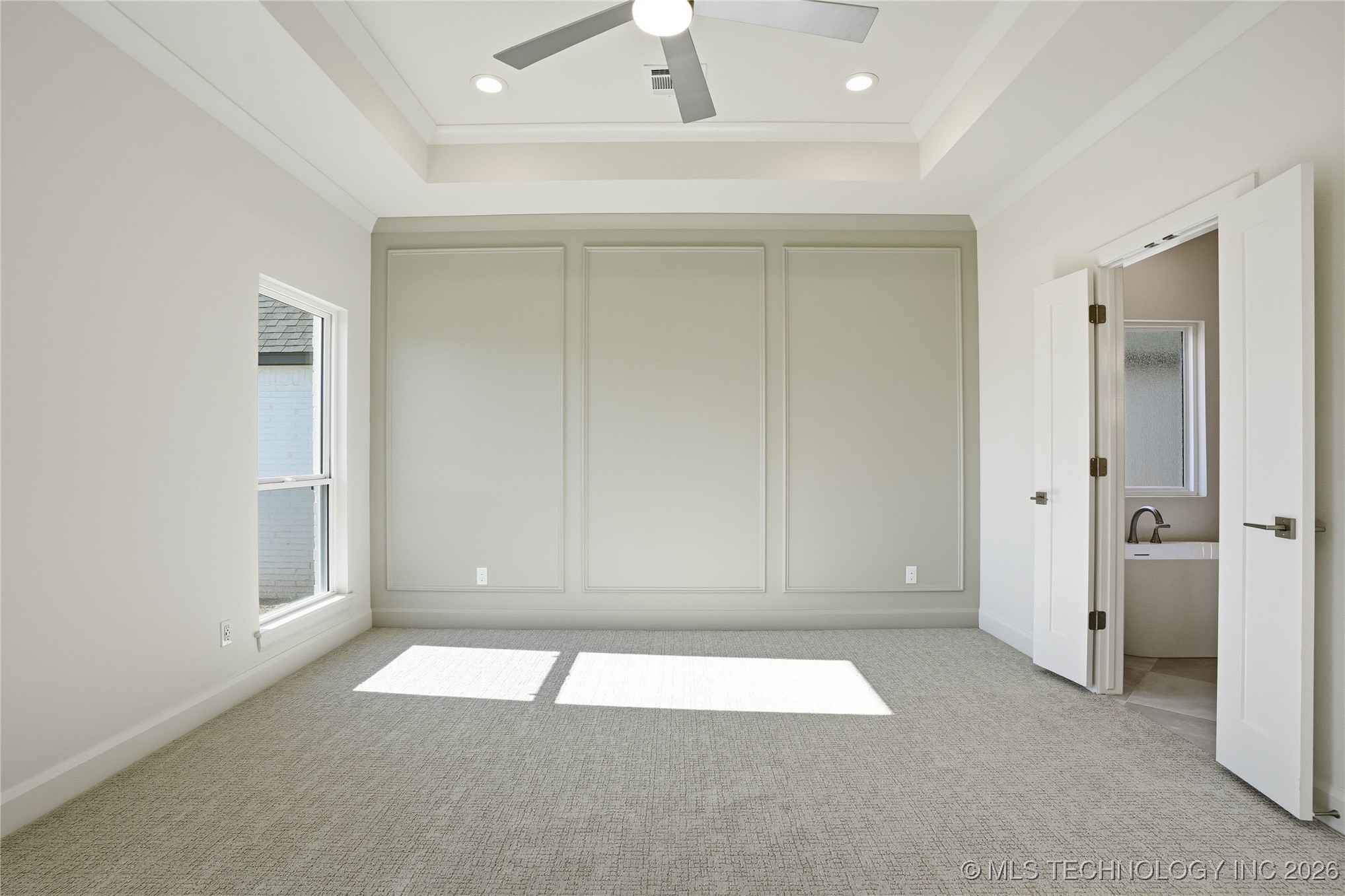 2118 E 138 Street Property Photo 43