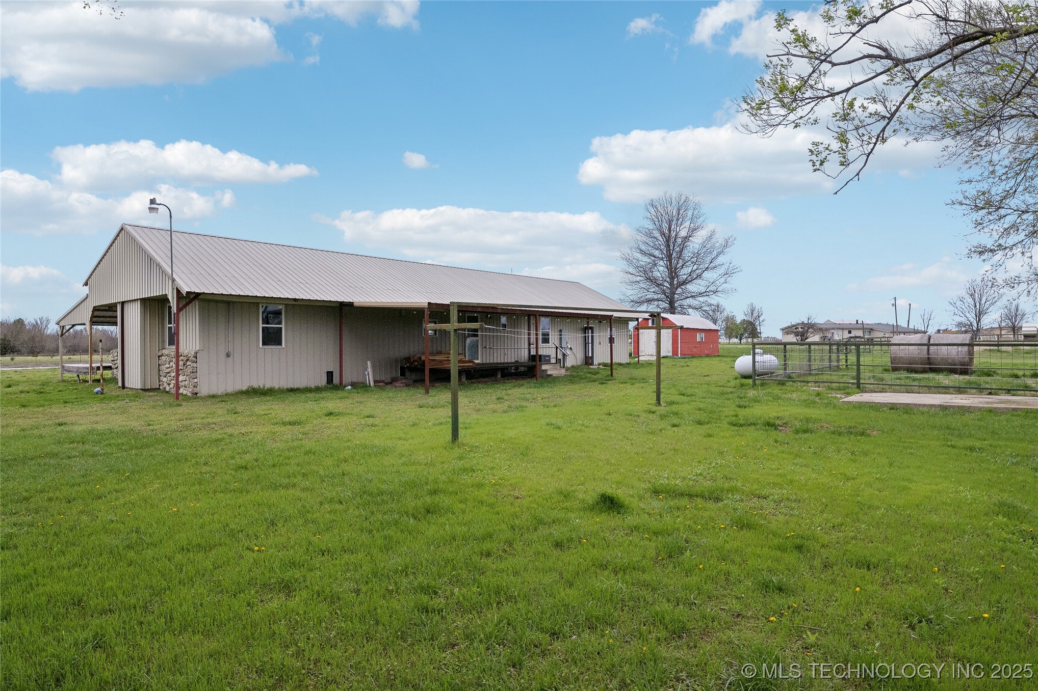 20728 Ns 409 Road Property Photo 27