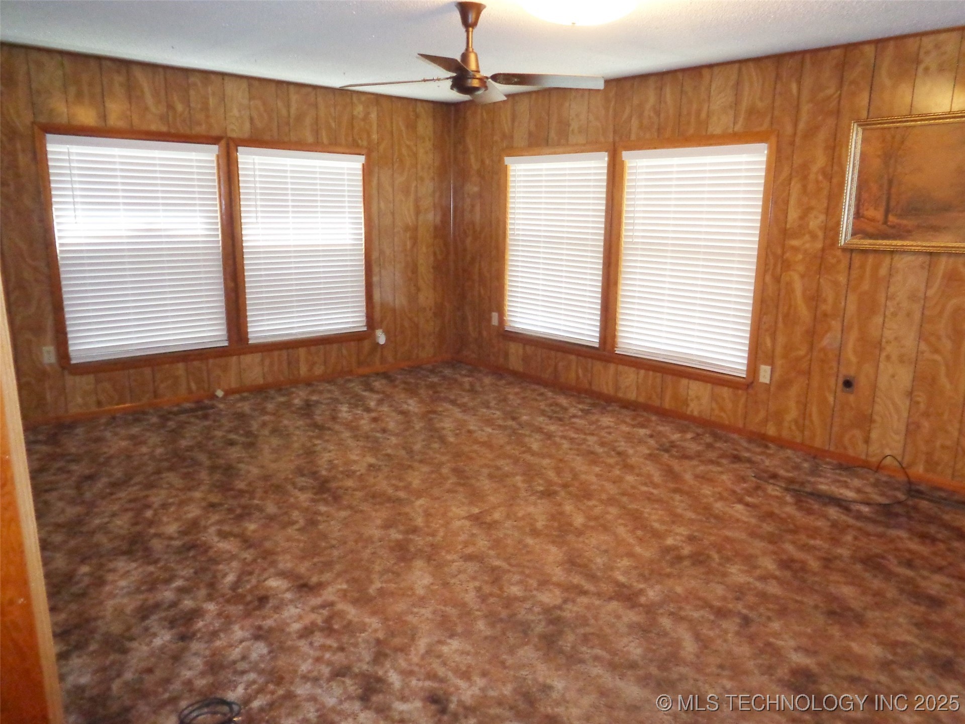 211 Oak Avenue Property Photo 5