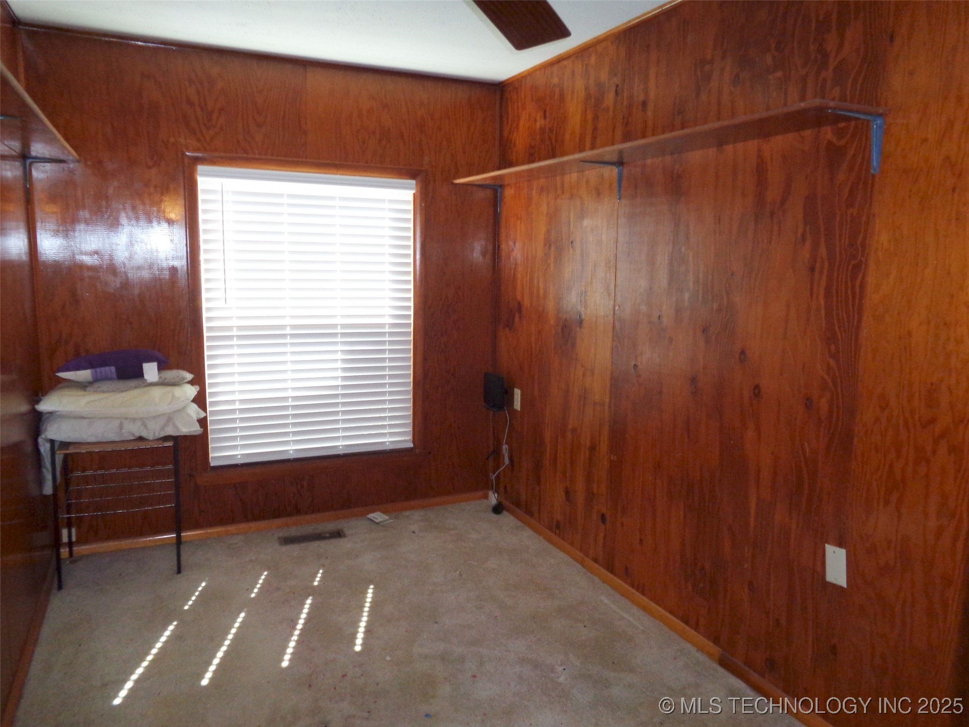 211 Oak Avenue Property Photo 15