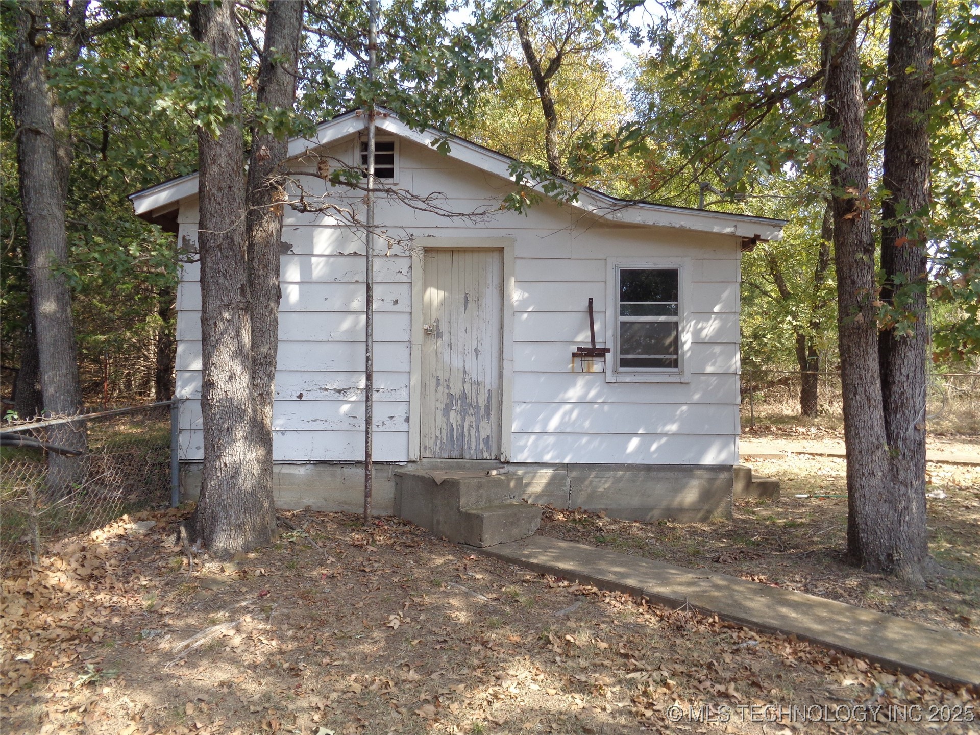 211 Oak Avenue Property Photo 22