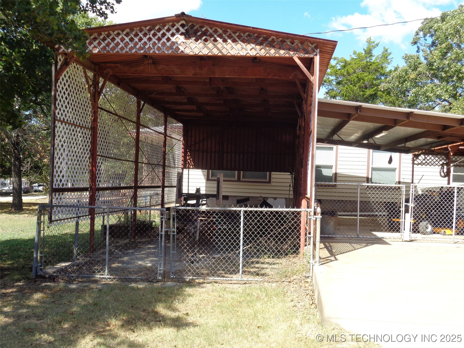 211 Oak Avenue Property Photo 24