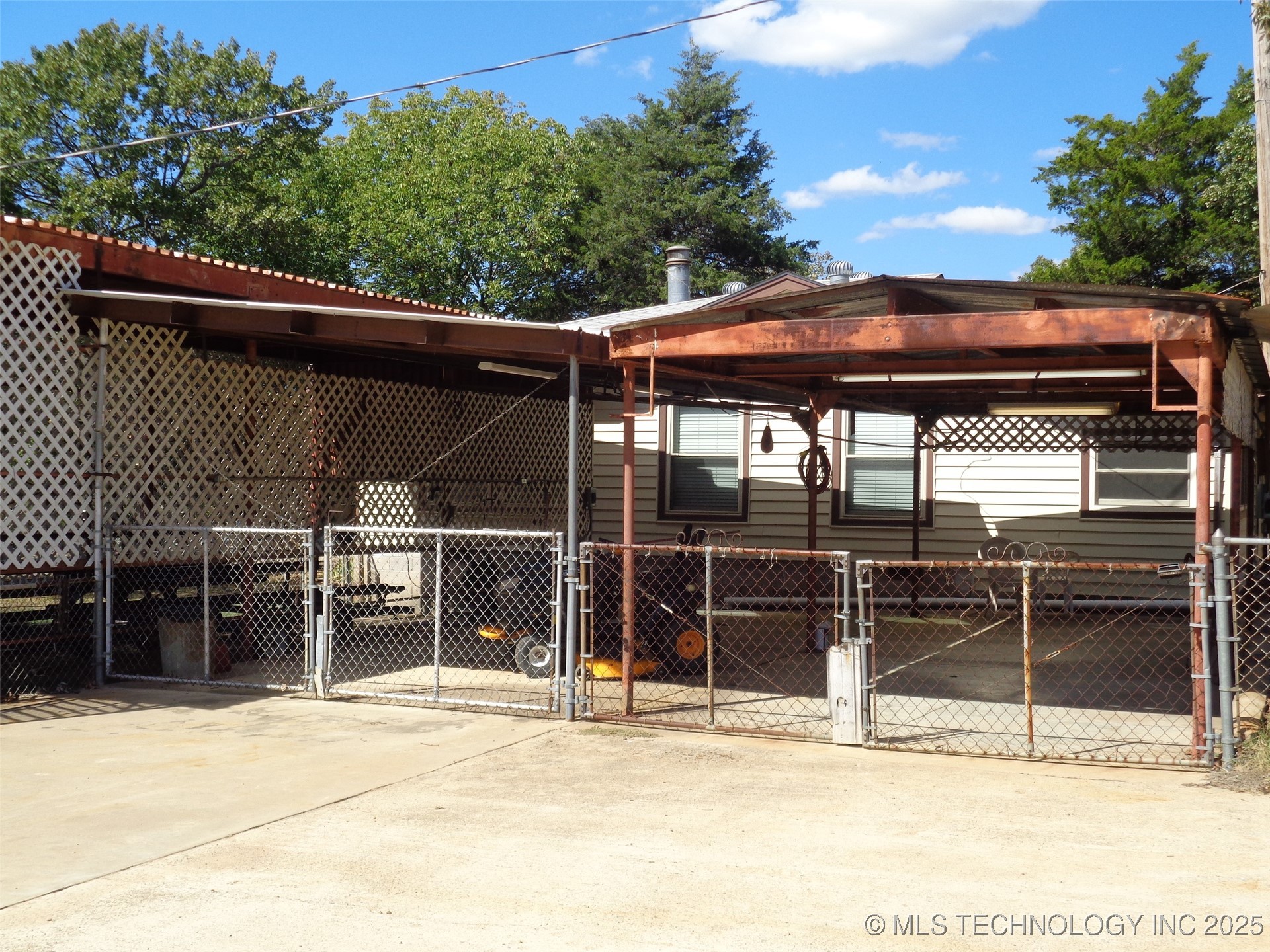 211 Oak Avenue Property Photo 25