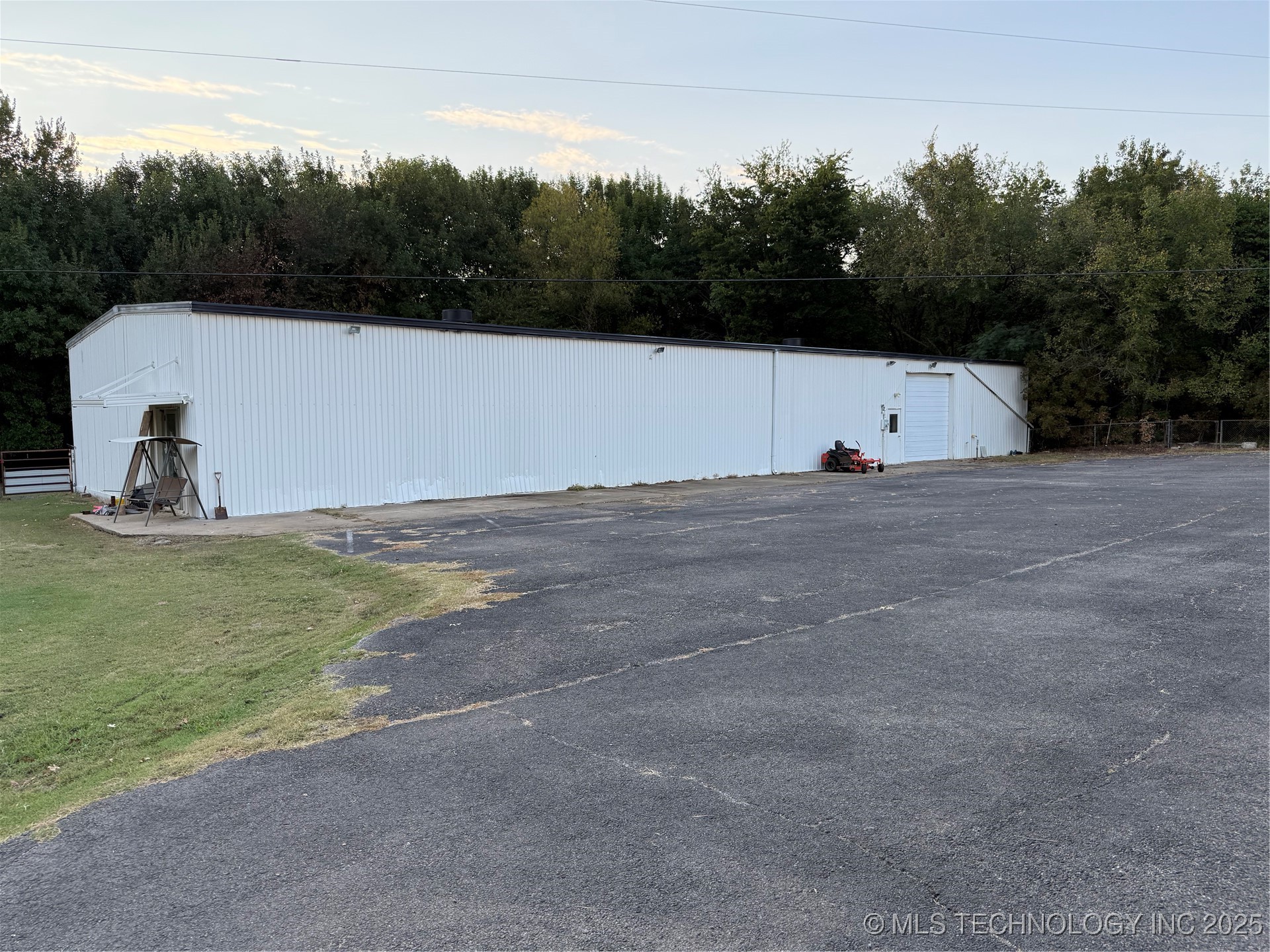 3340 E Smith Ferry Property Photo 8