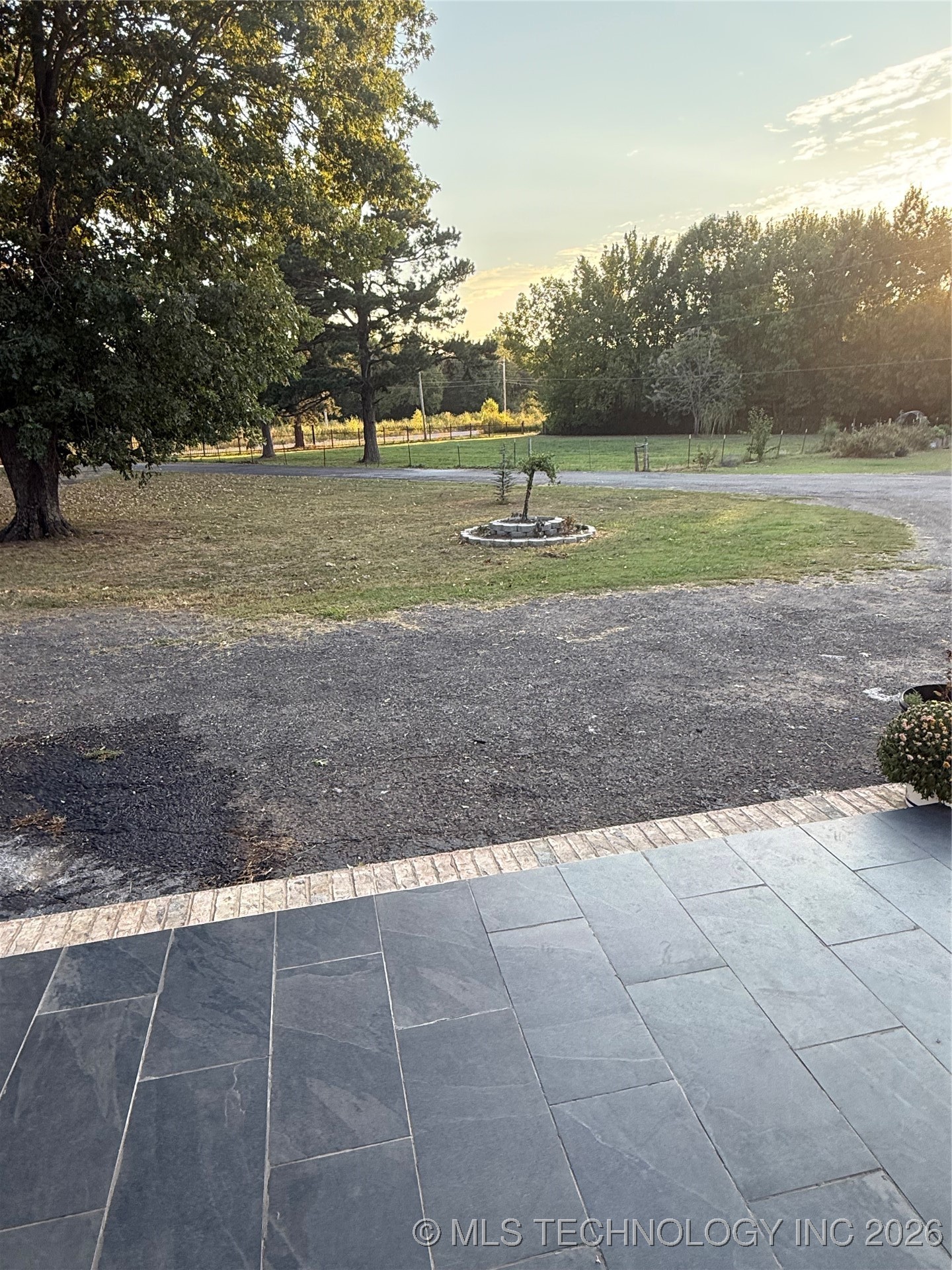 3340 E Smith Ferry Property Photo 10