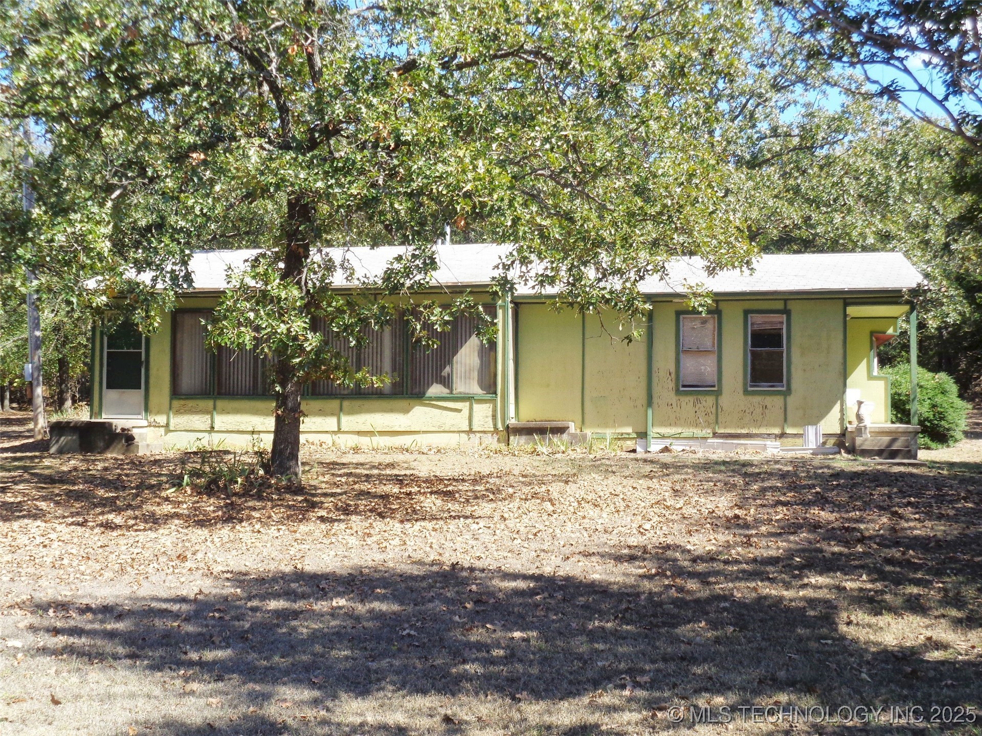 203 Oak Avenue Property Photo 2