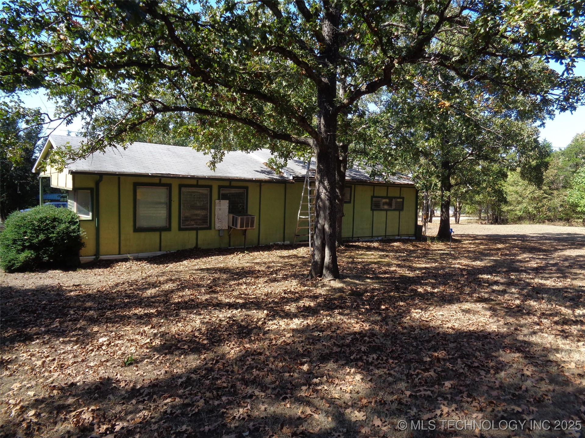 203 Oak Avenue Property Photo 7