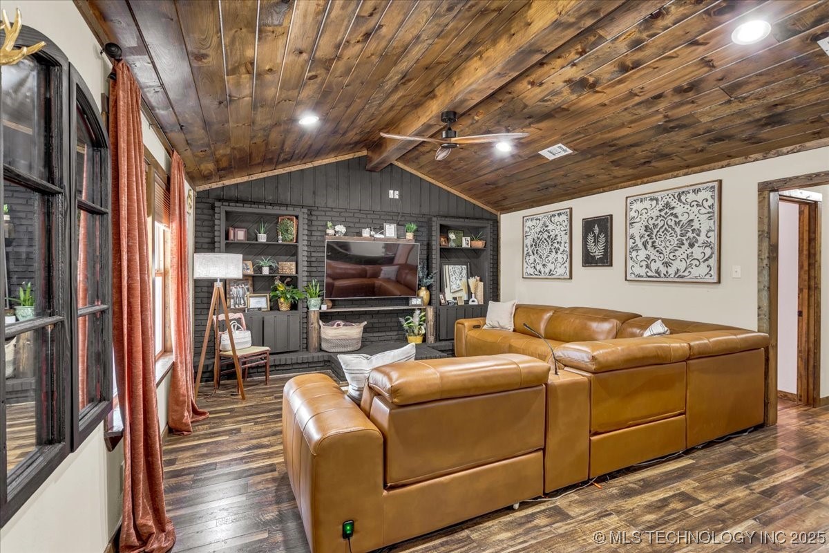 2087 Willafa Woods Property Photo 12