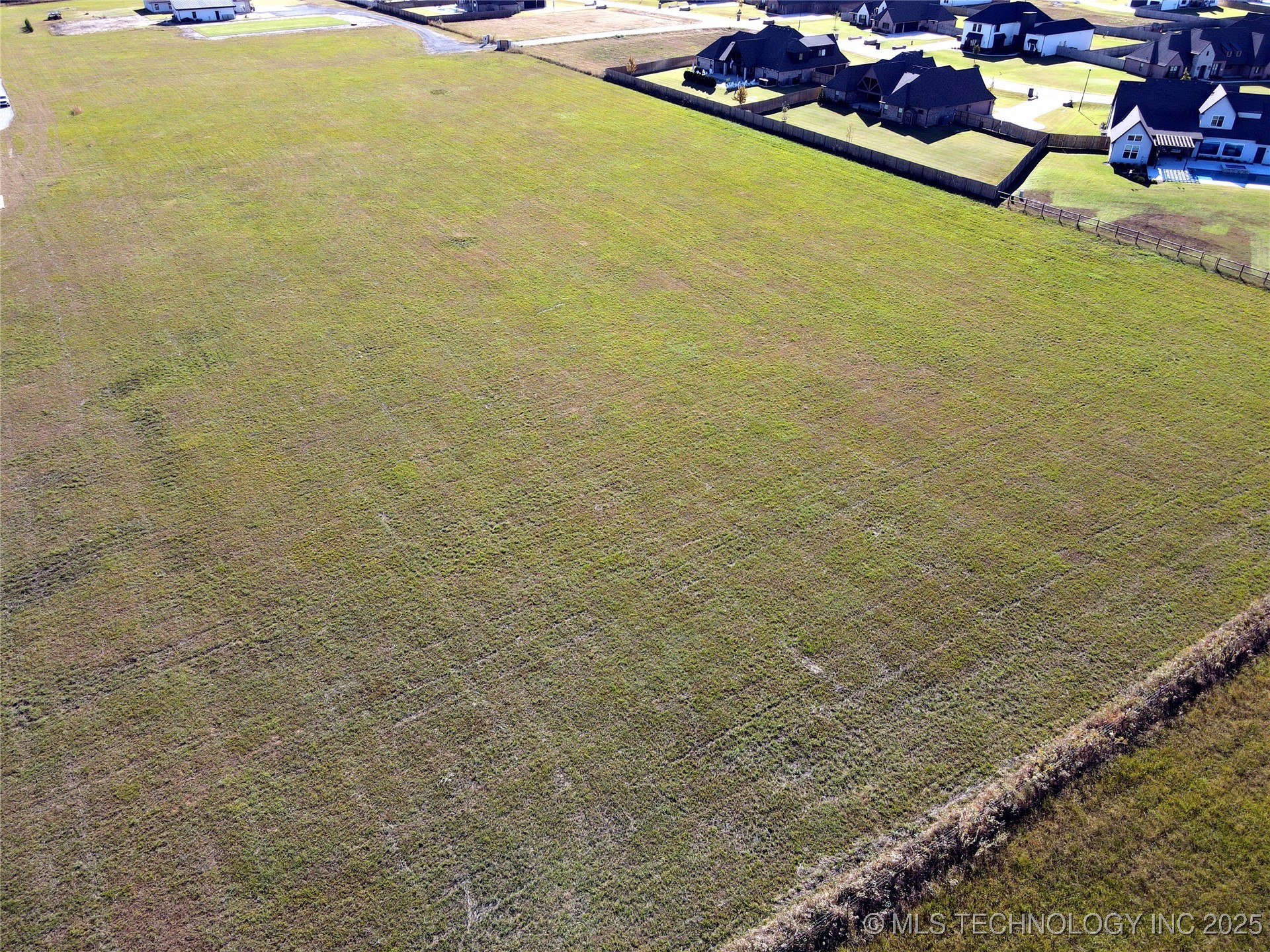 17670 S Yale Avenue Property Photo 3