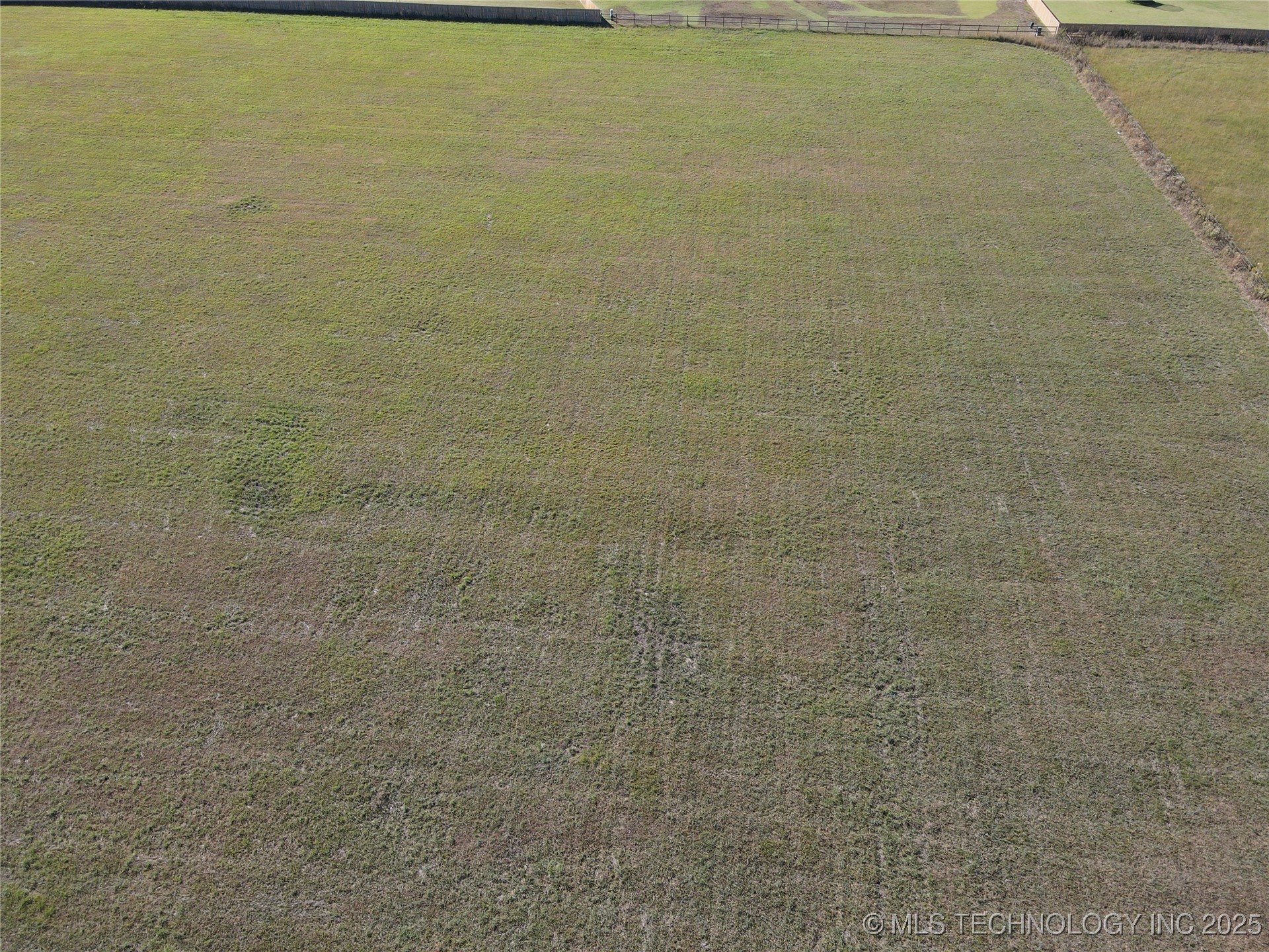 17670 S Yale Avenue Property Photo 4