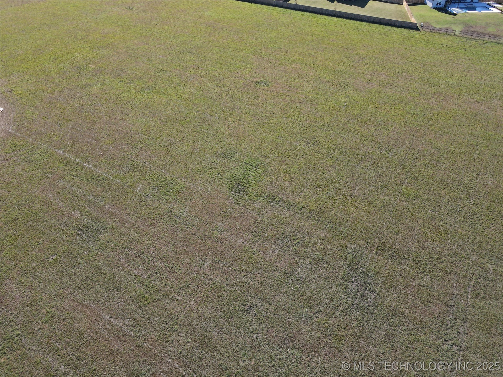 17670 S Yale Avenue Property Photo 8