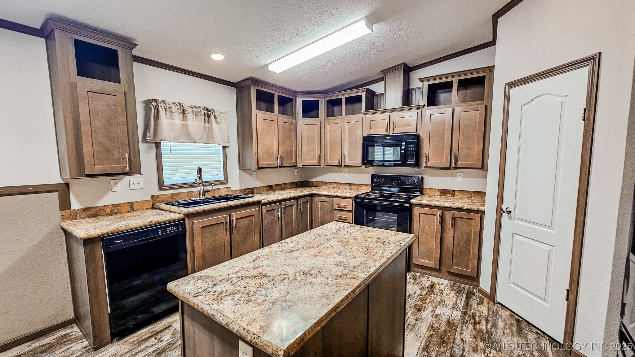 49 Pine Road Property Photo 17