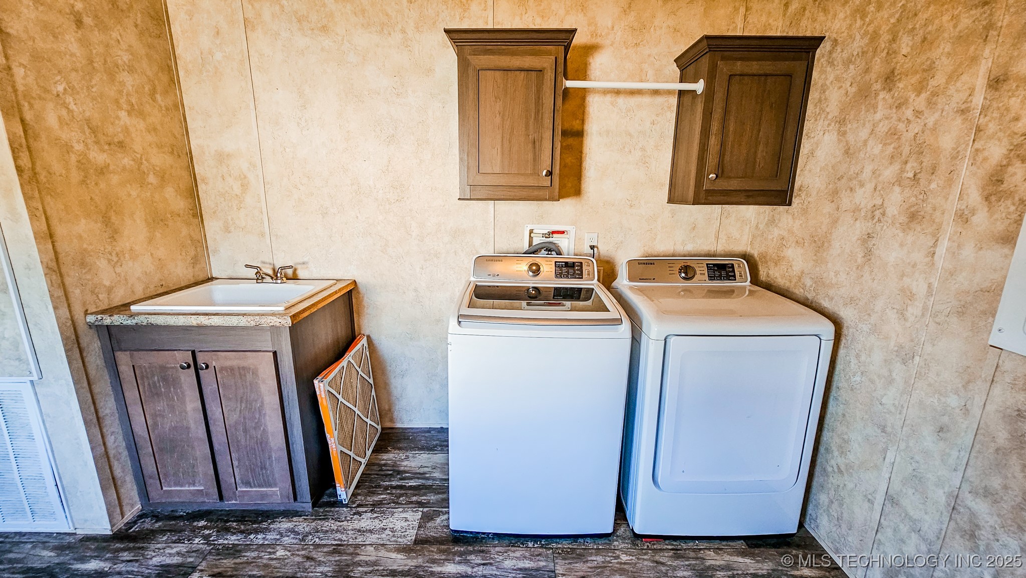 49 Pine Road Property Photo 28