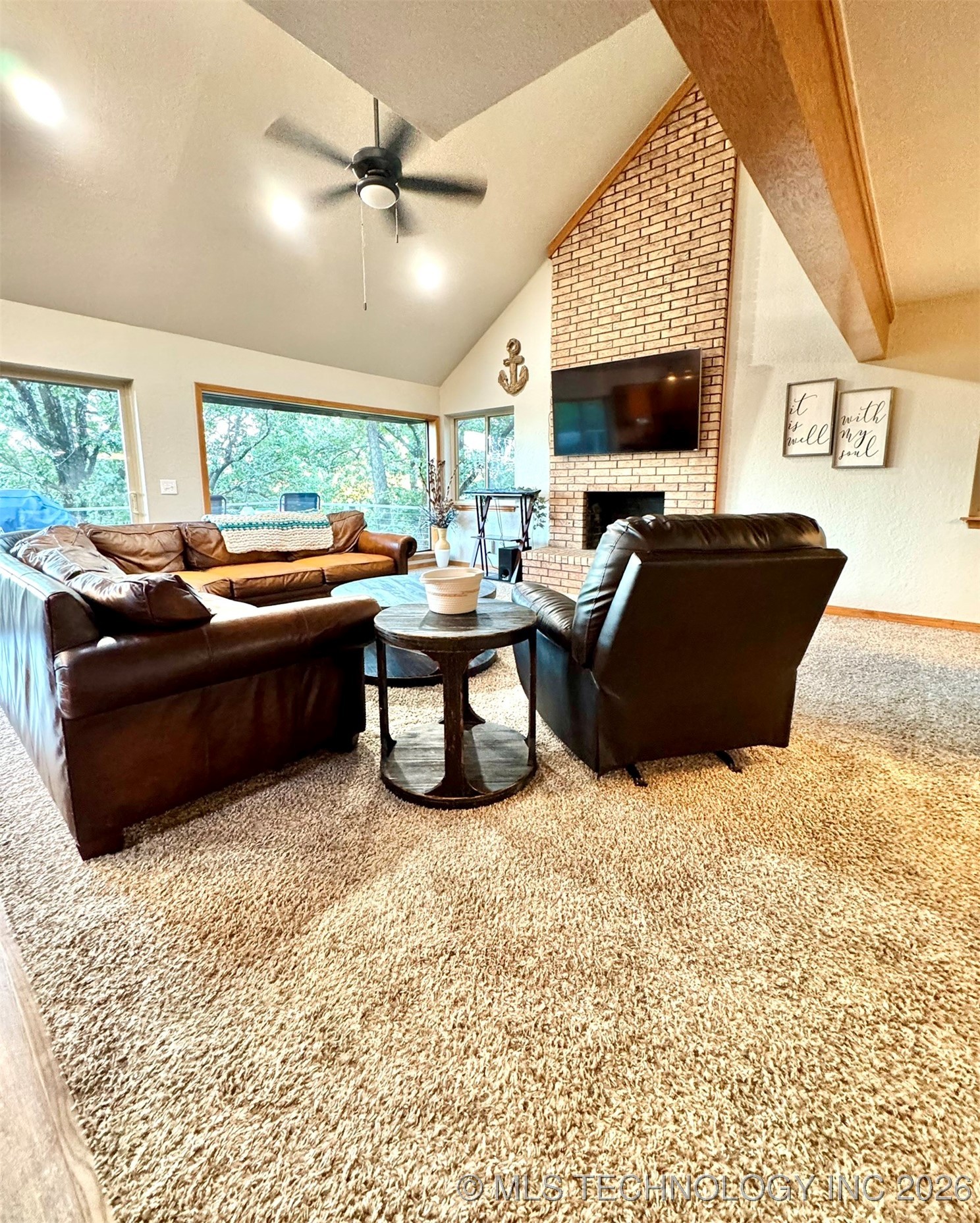 1048 Robin Hood Road Property Photo 10