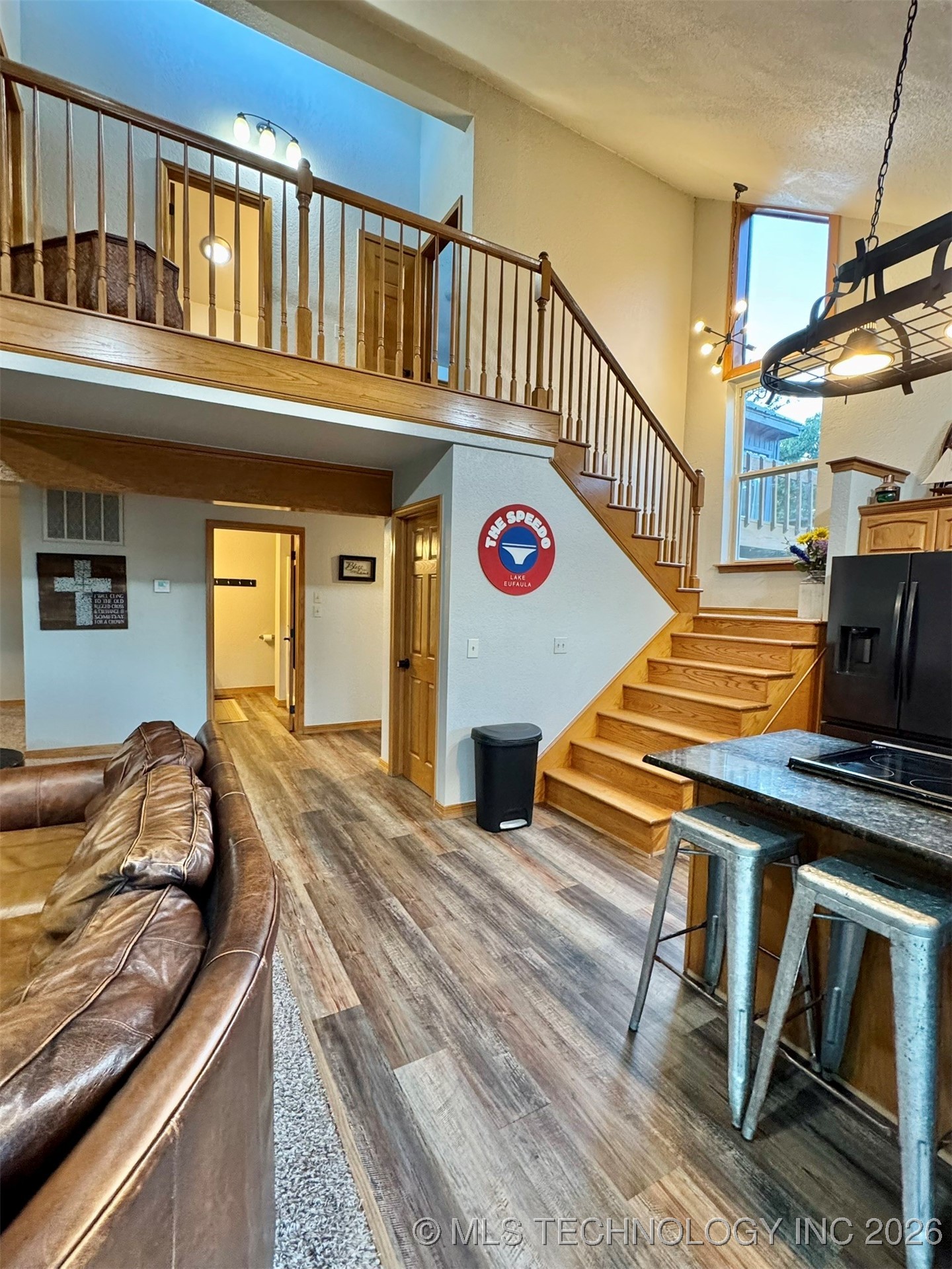 1048 Robin Hood Road Property Photo 25