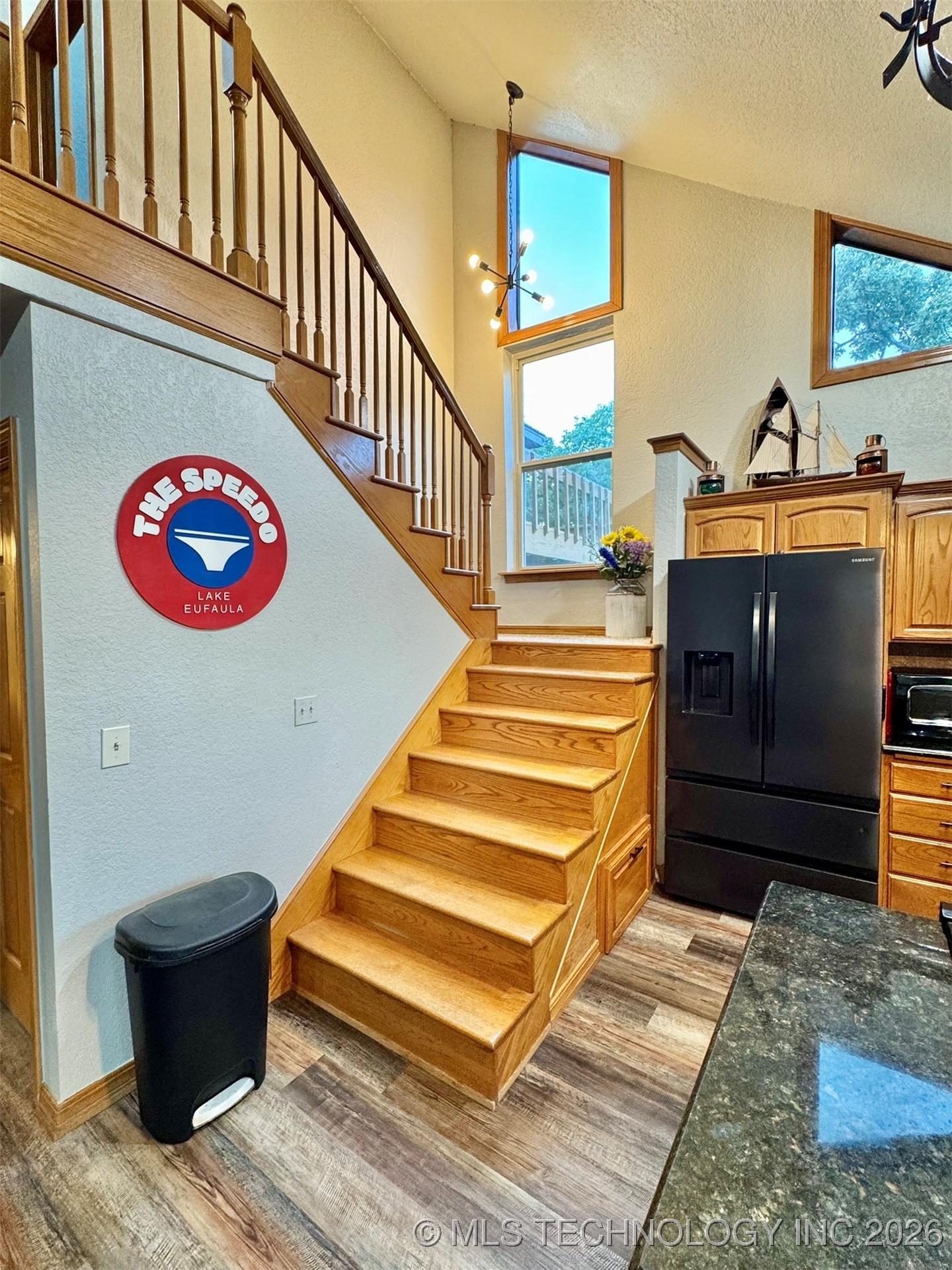 1048 Robin Hood Road Property Photo 26