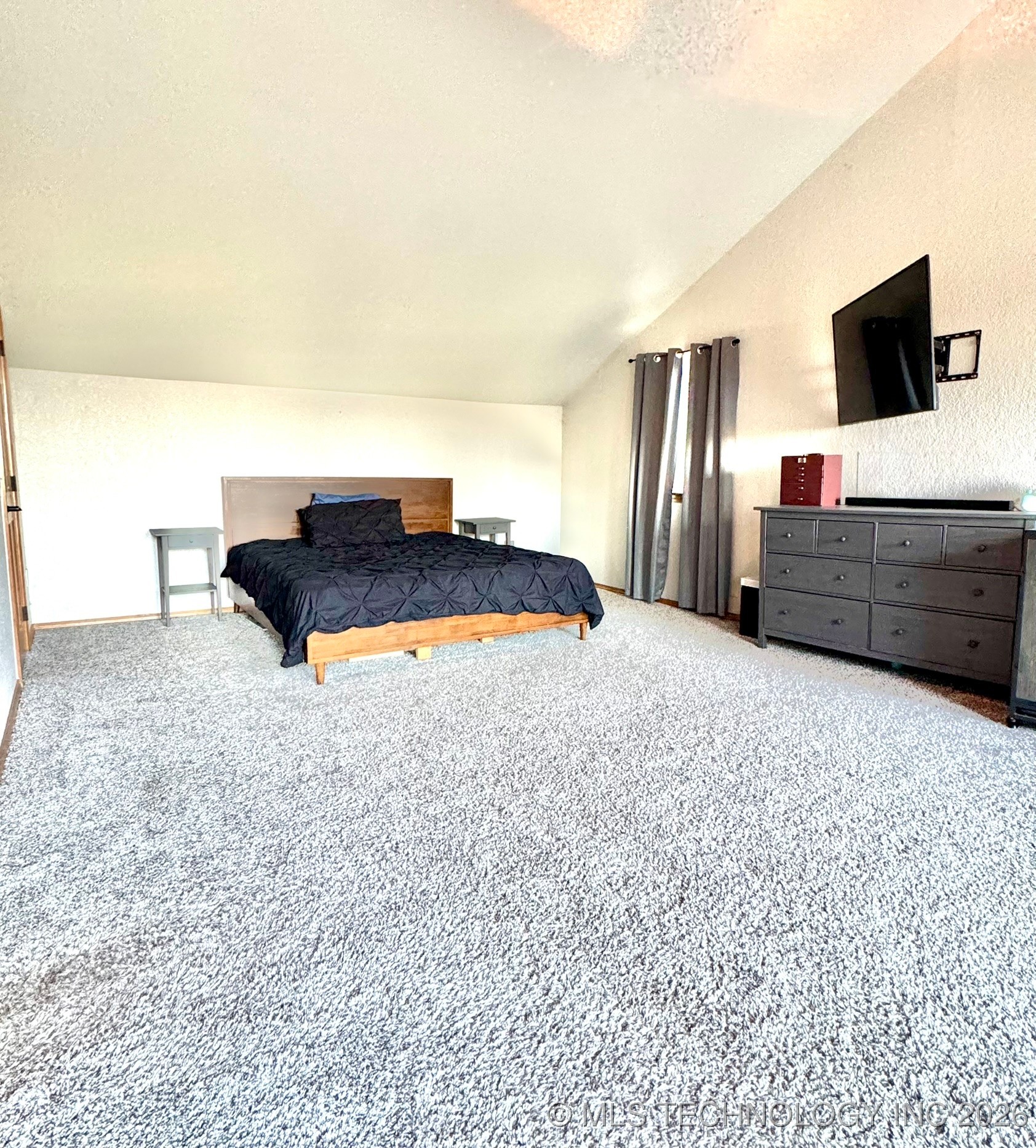 1048 Robin Hood Road Property Photo 33