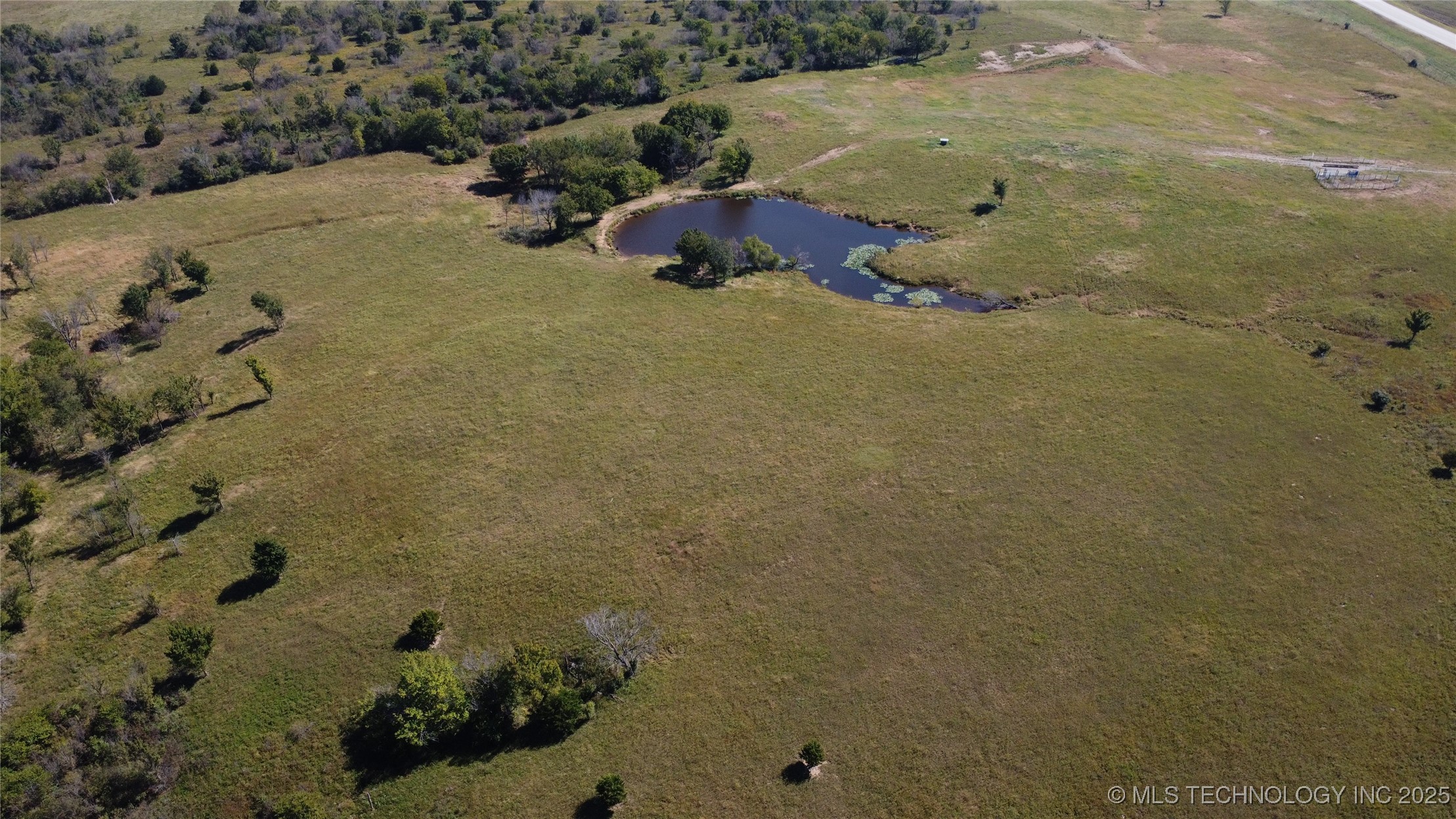 0000 E Hwy 60 Property Photo 3