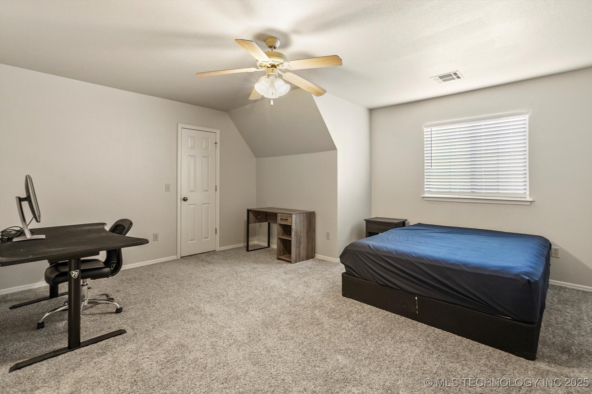 8812 E 110th Street Property Photo 23