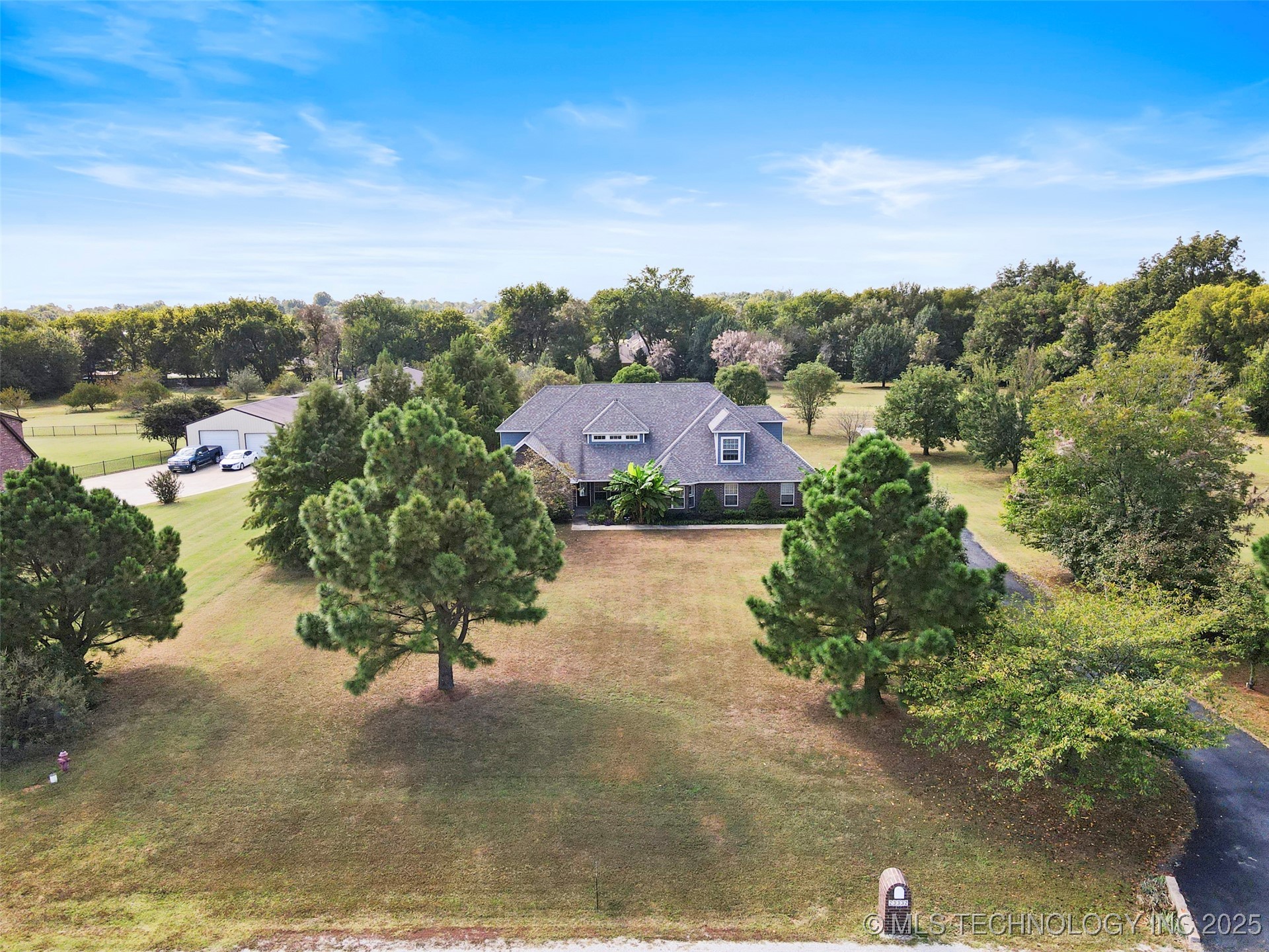 23332 E 132nd Street S Property Photo 2