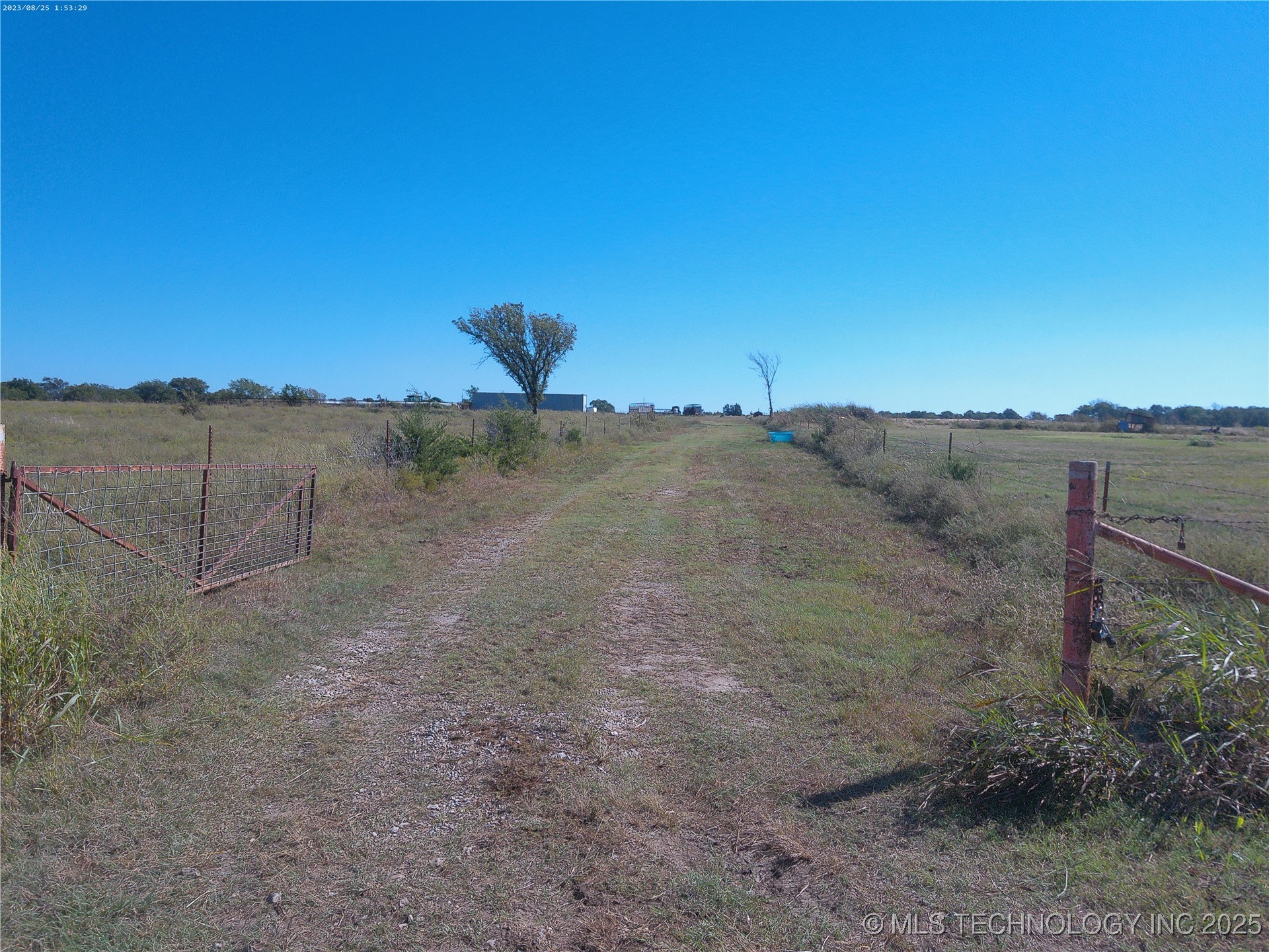 N 416 Road Property Photo 2