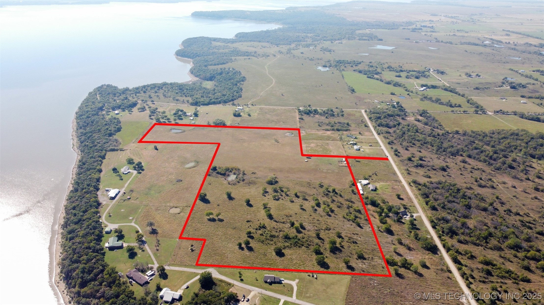 N 416 Road Property Photo 8