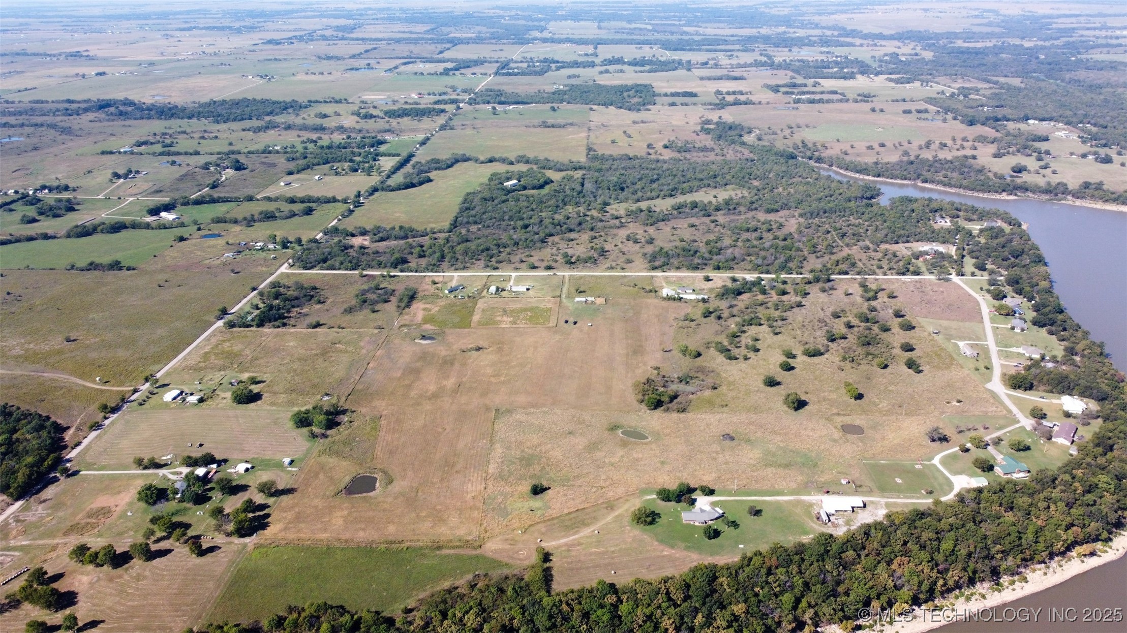 N 416 Road Property Photo 10