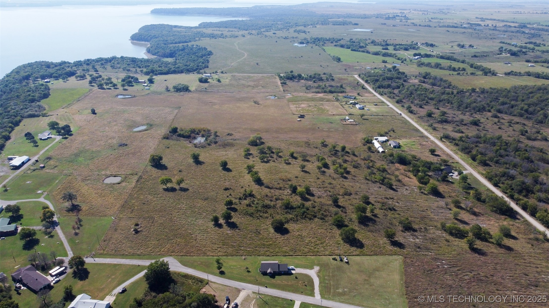 N 416 Road Property Photo 12