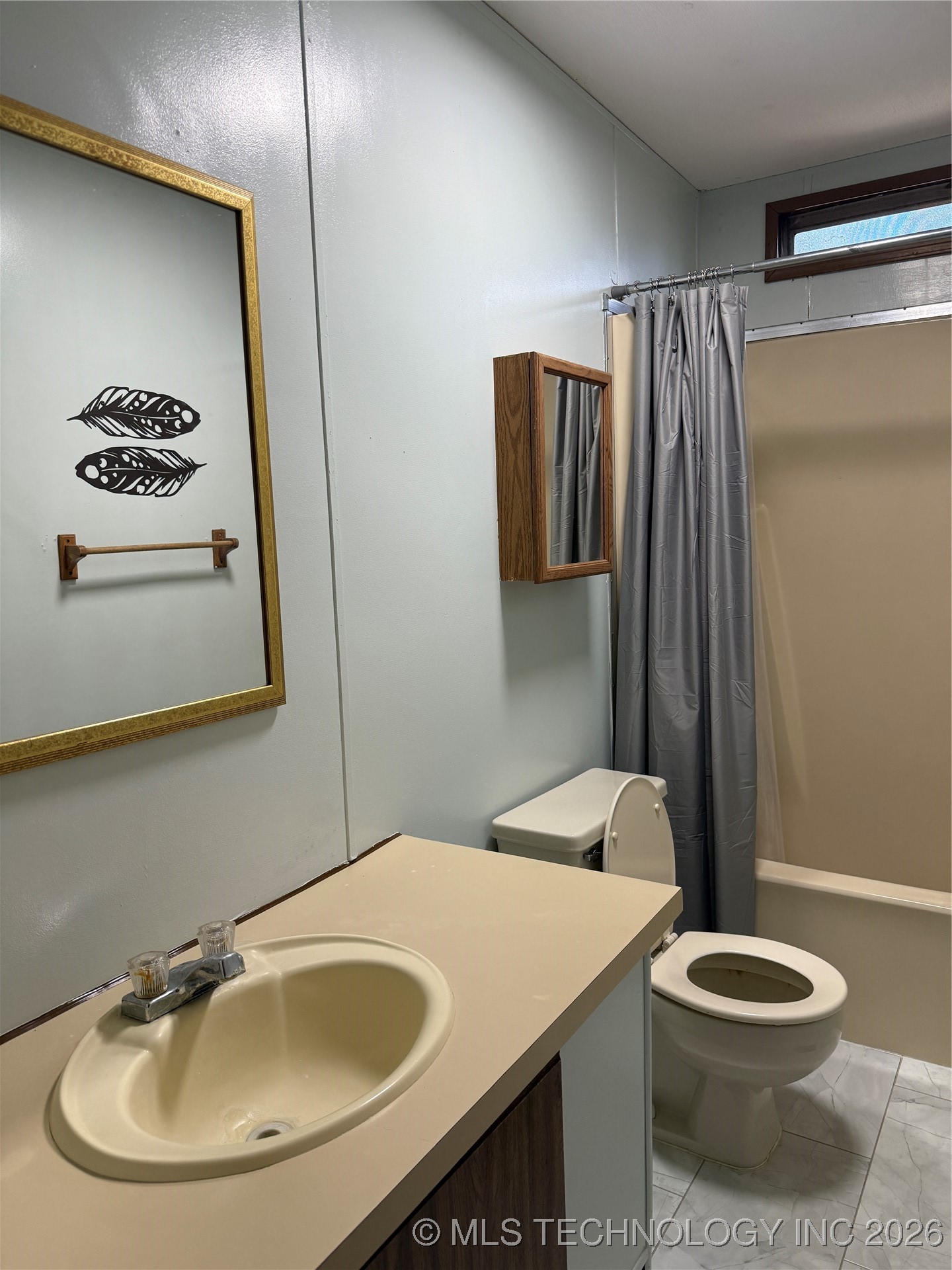 607 Terrace Property Photo 9