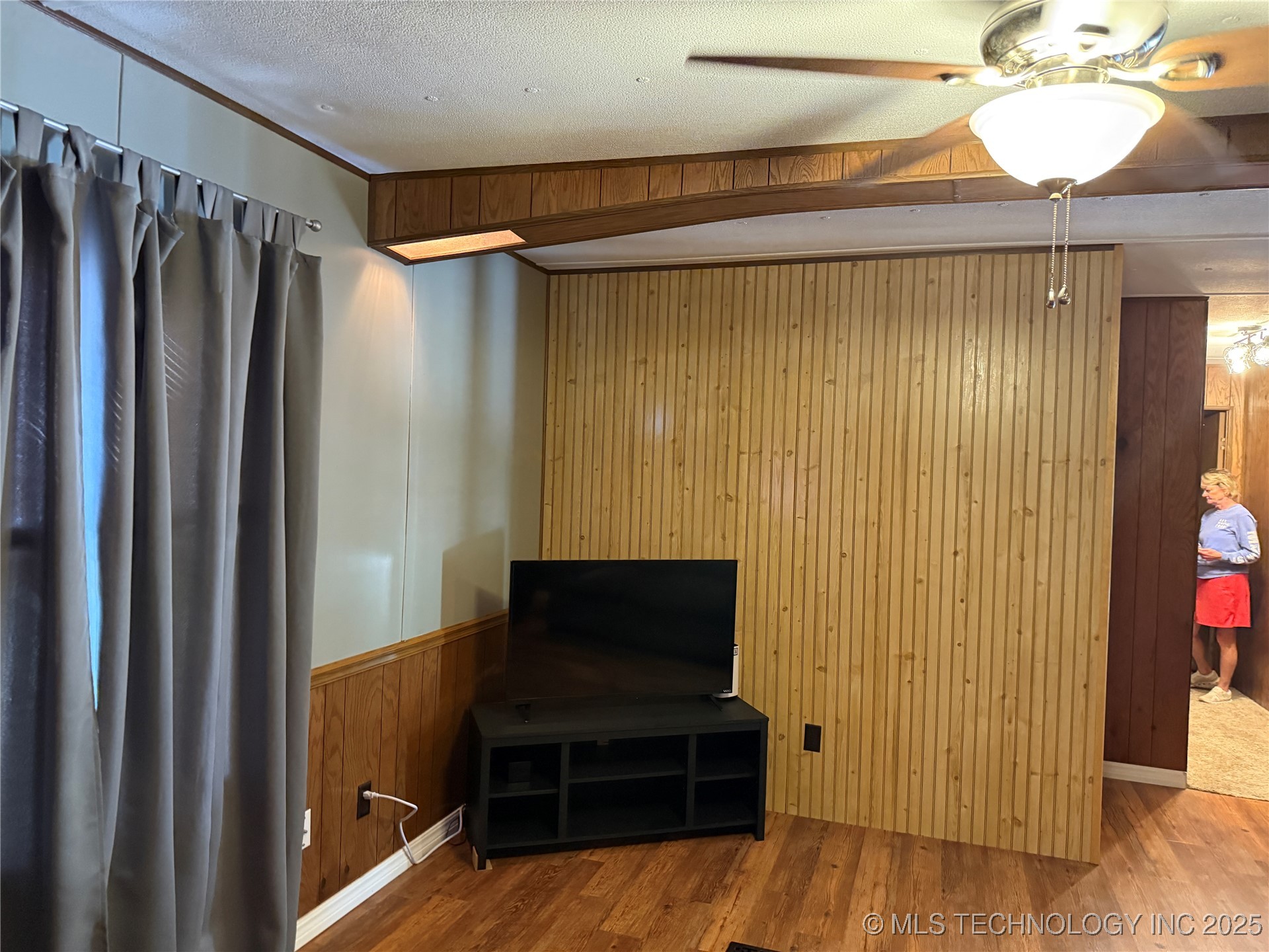 607 Terrace Property Photo 12