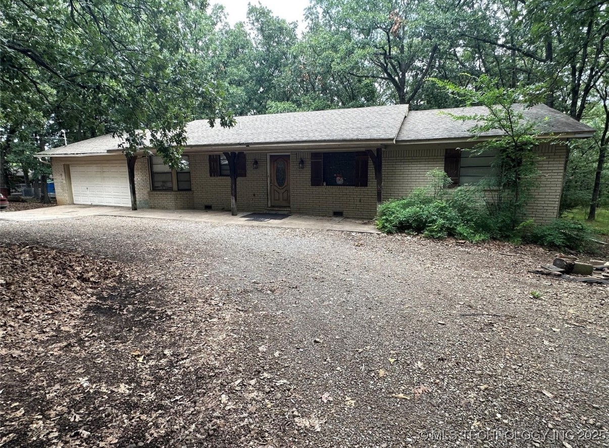 2380 S 77th Street East Property Photo 1