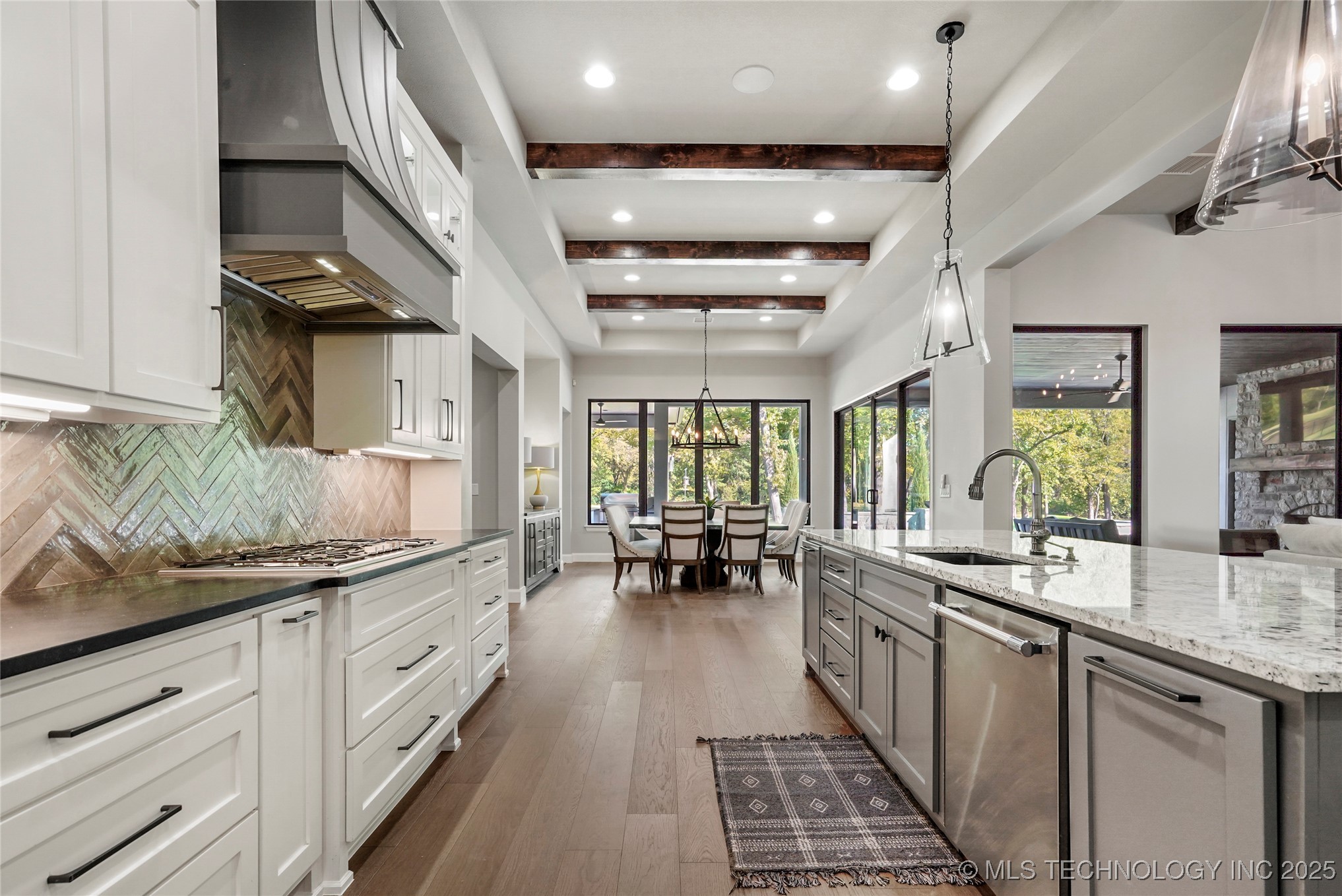 7316 E College Street Property Photo 12