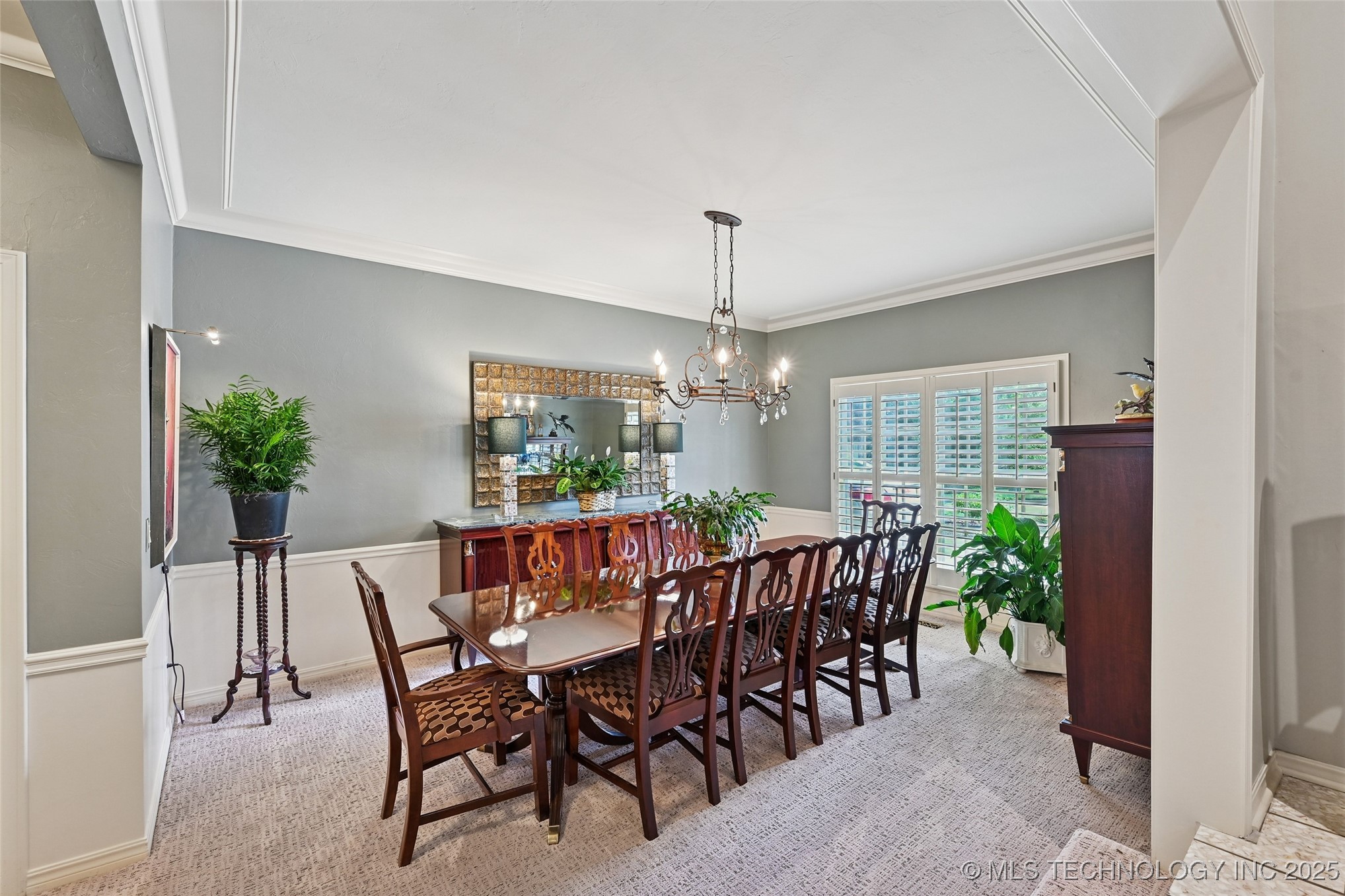 3133 E 68th Street Property Photo 12