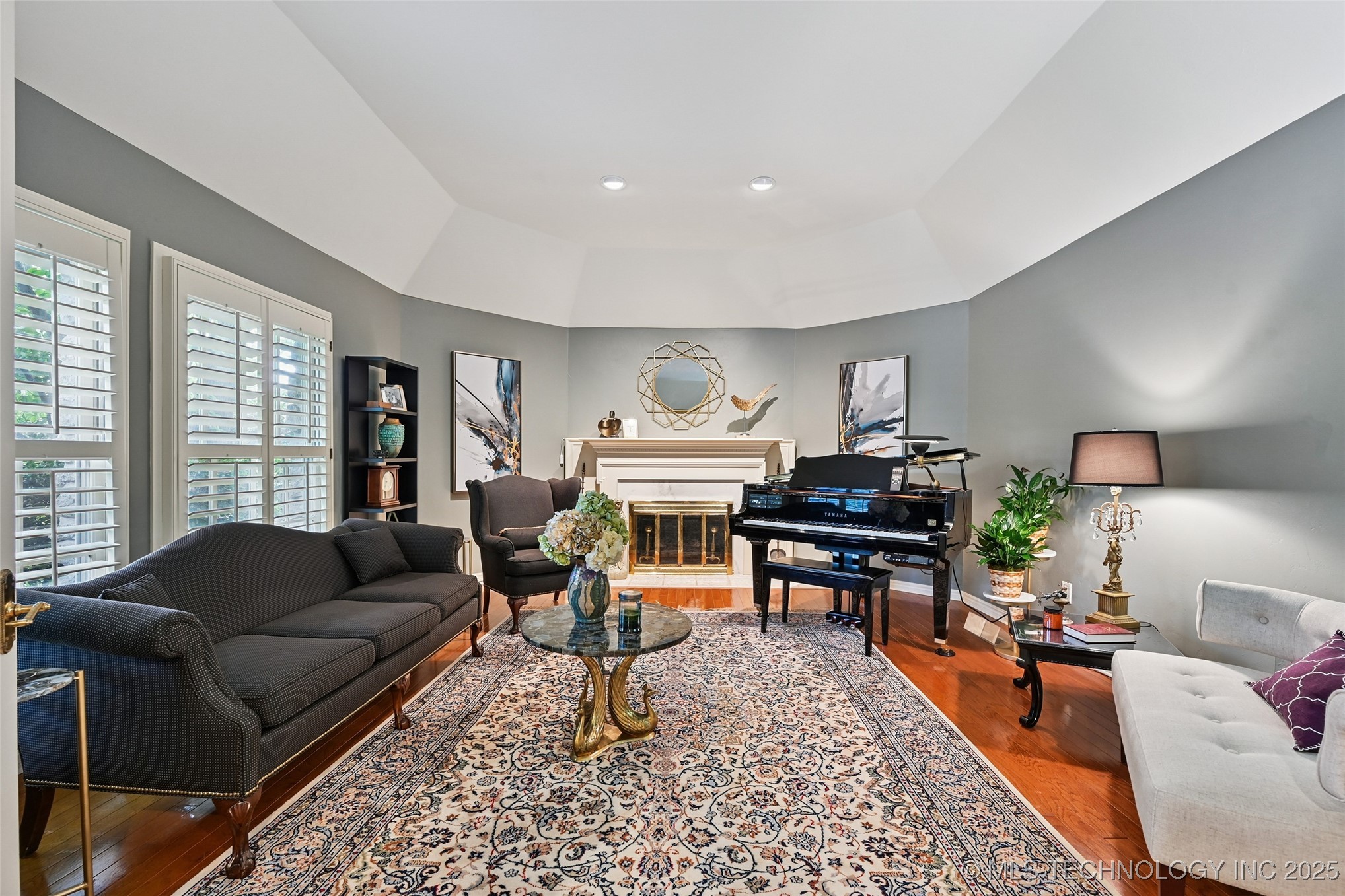 3133 E 68th Street Property Photo 14