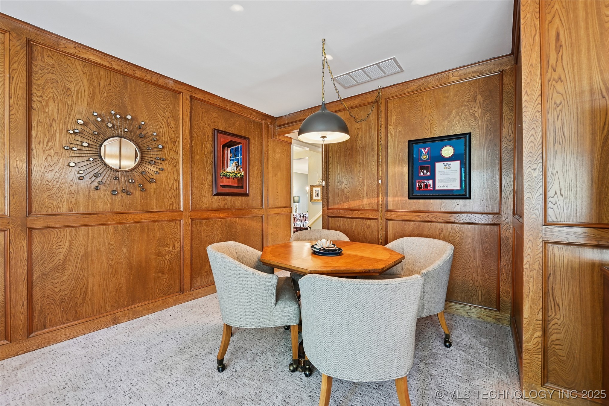 3133 E 68th Street Property Photo 20