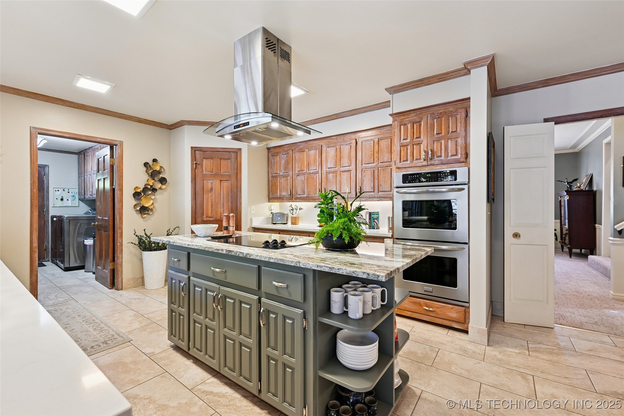 3133 E 68th Street Property Photo 25