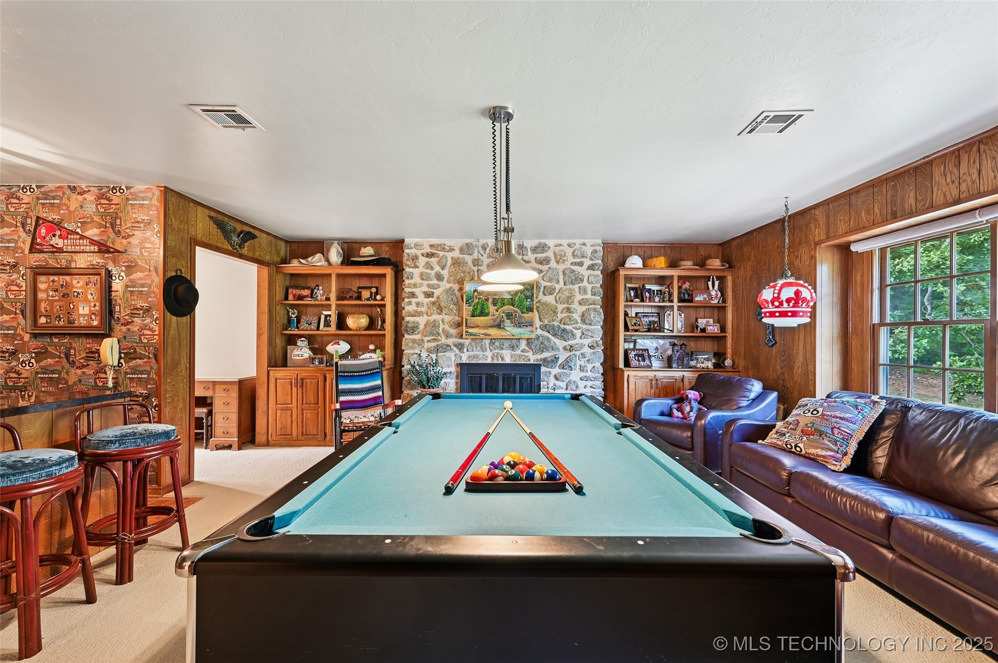 3133 E 68th Street Property Photo 43