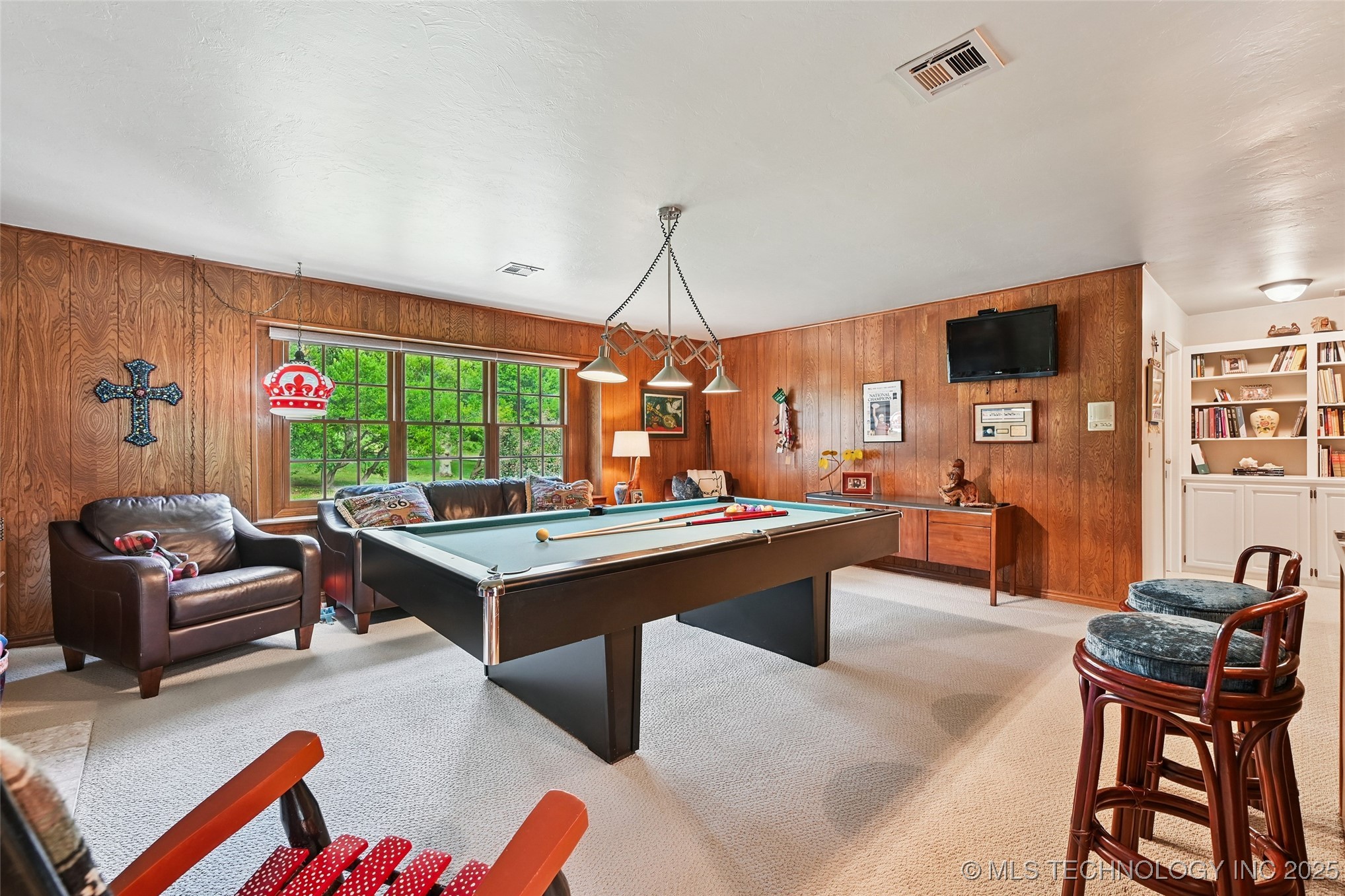 3133 E 68th Street Property Photo 44