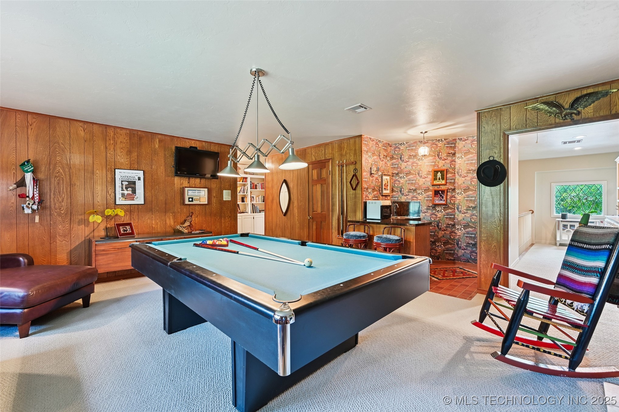 3133 E 68th Street Property Photo 45