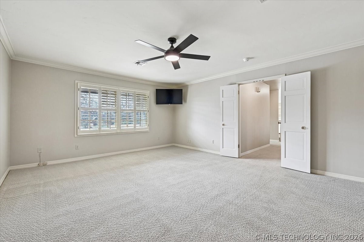 3133 E 68th Street Property Photo 52