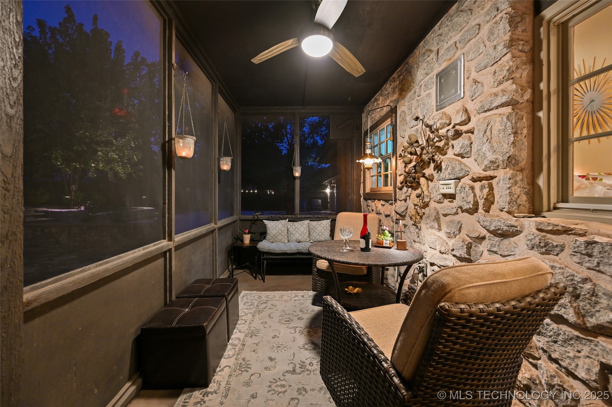 3133 E 68th Street Property Photo 70