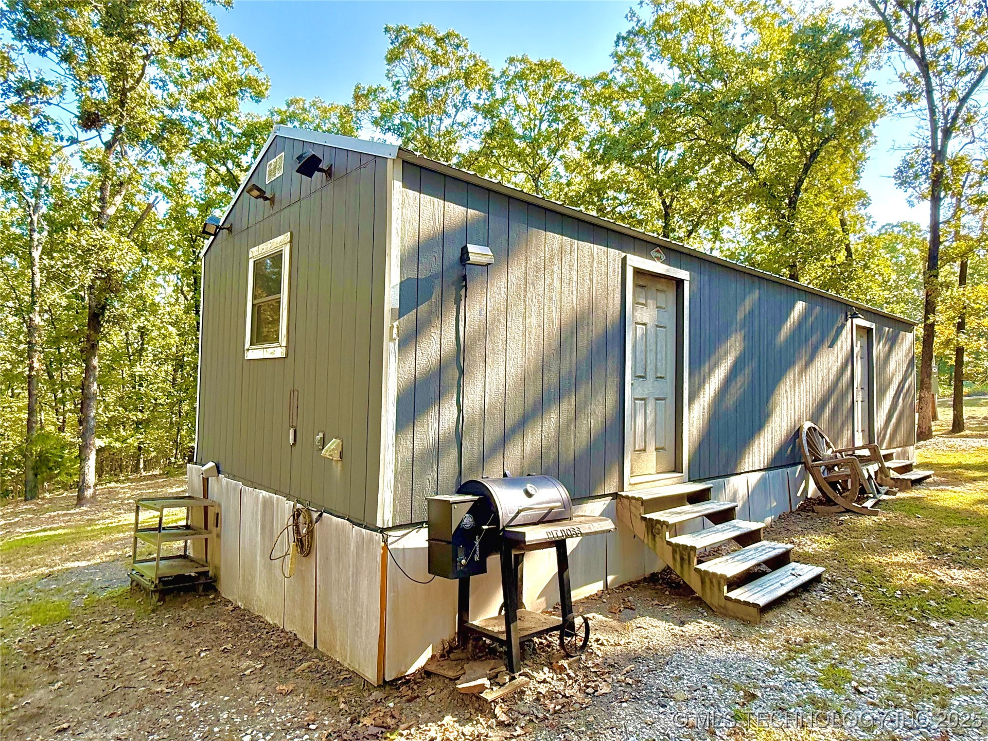 14741 E 147th Street S Property Photo 3