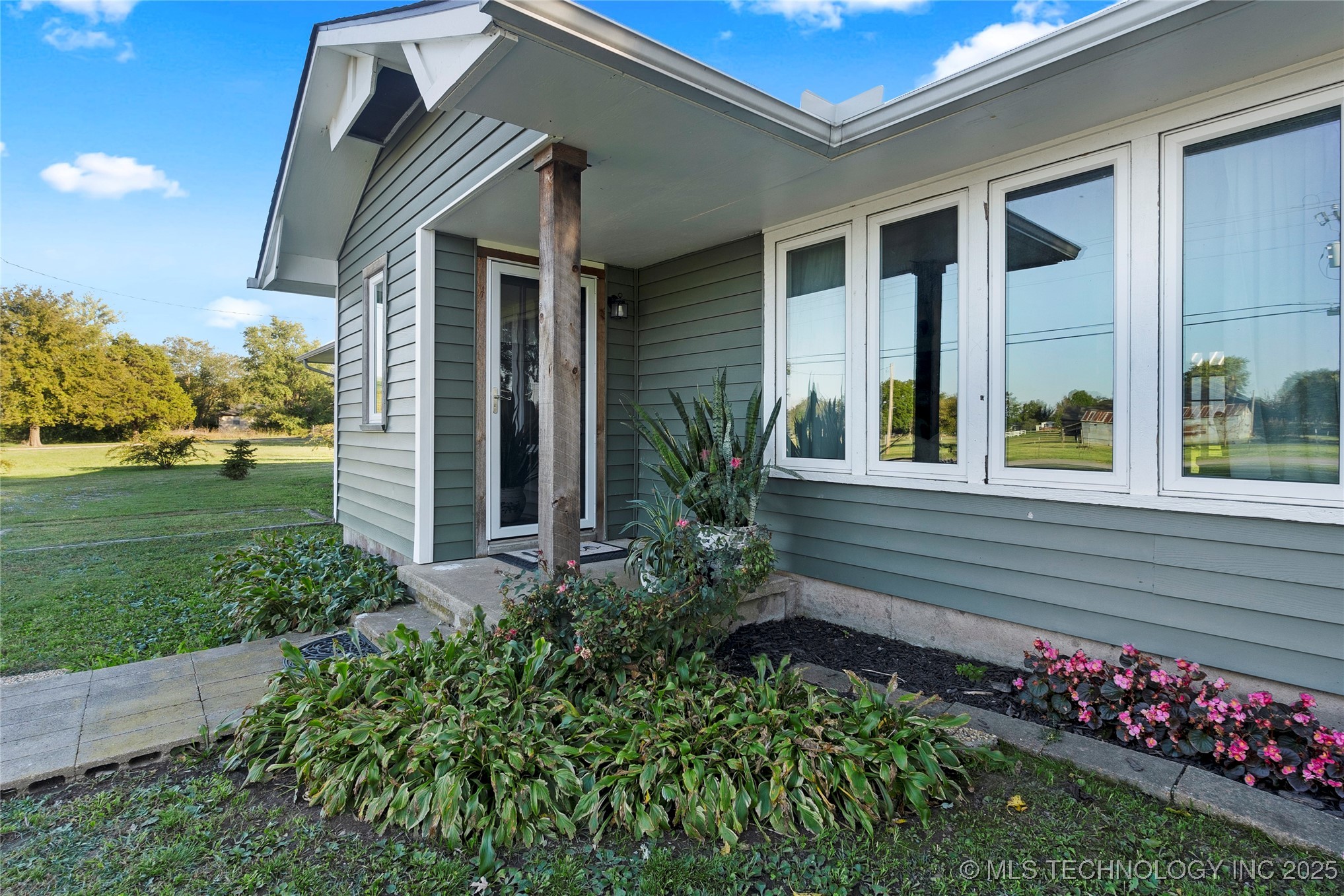 14208 E 126th Street North Property Photo 2