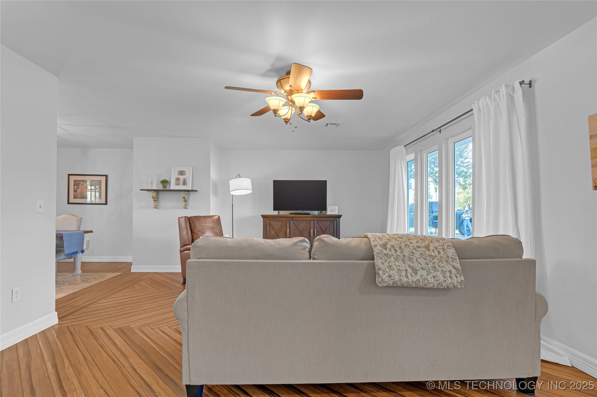 14208 E 126th Street North Property Photo 11