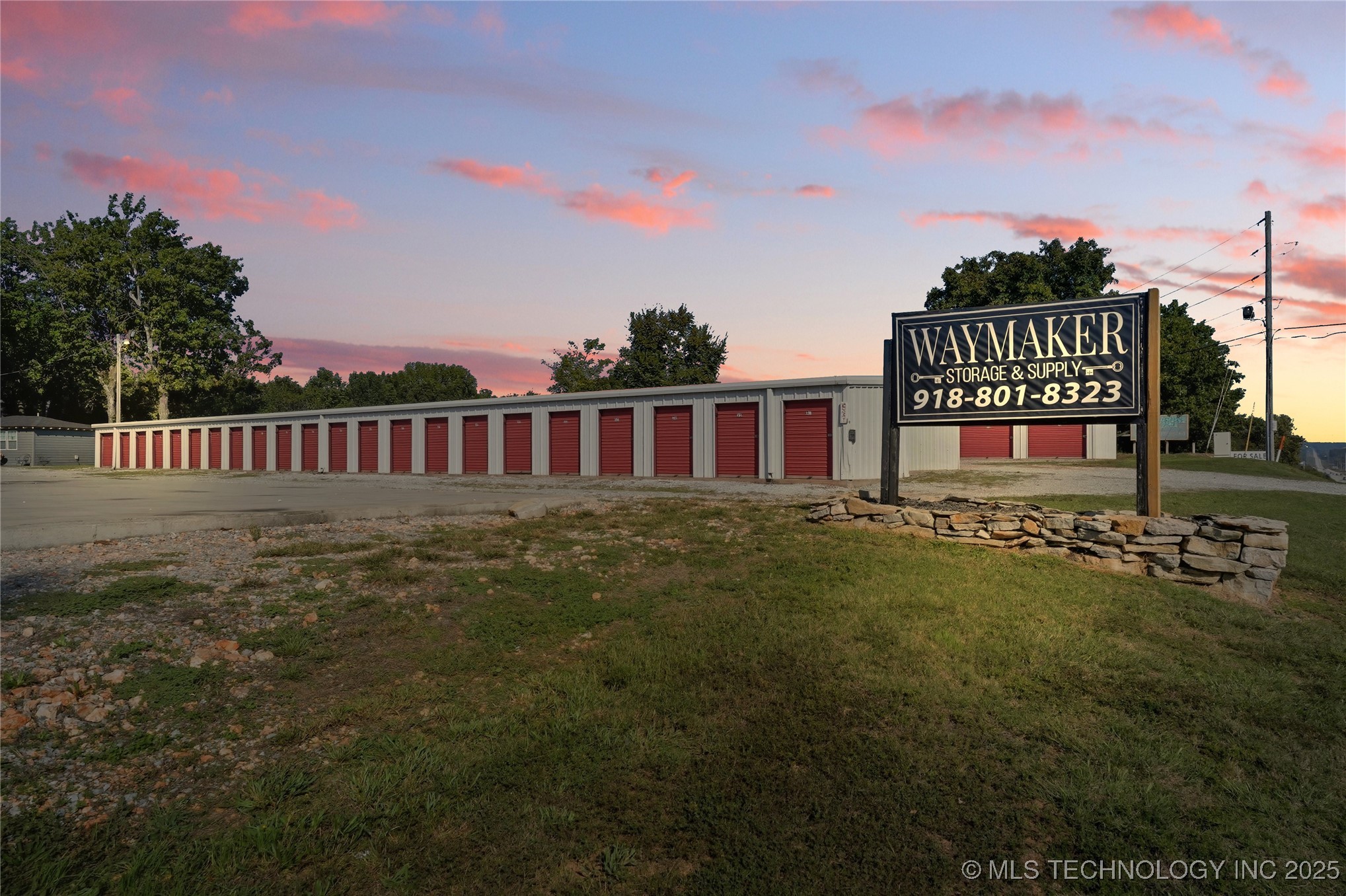 25881 S 655 Road Property Photo 1