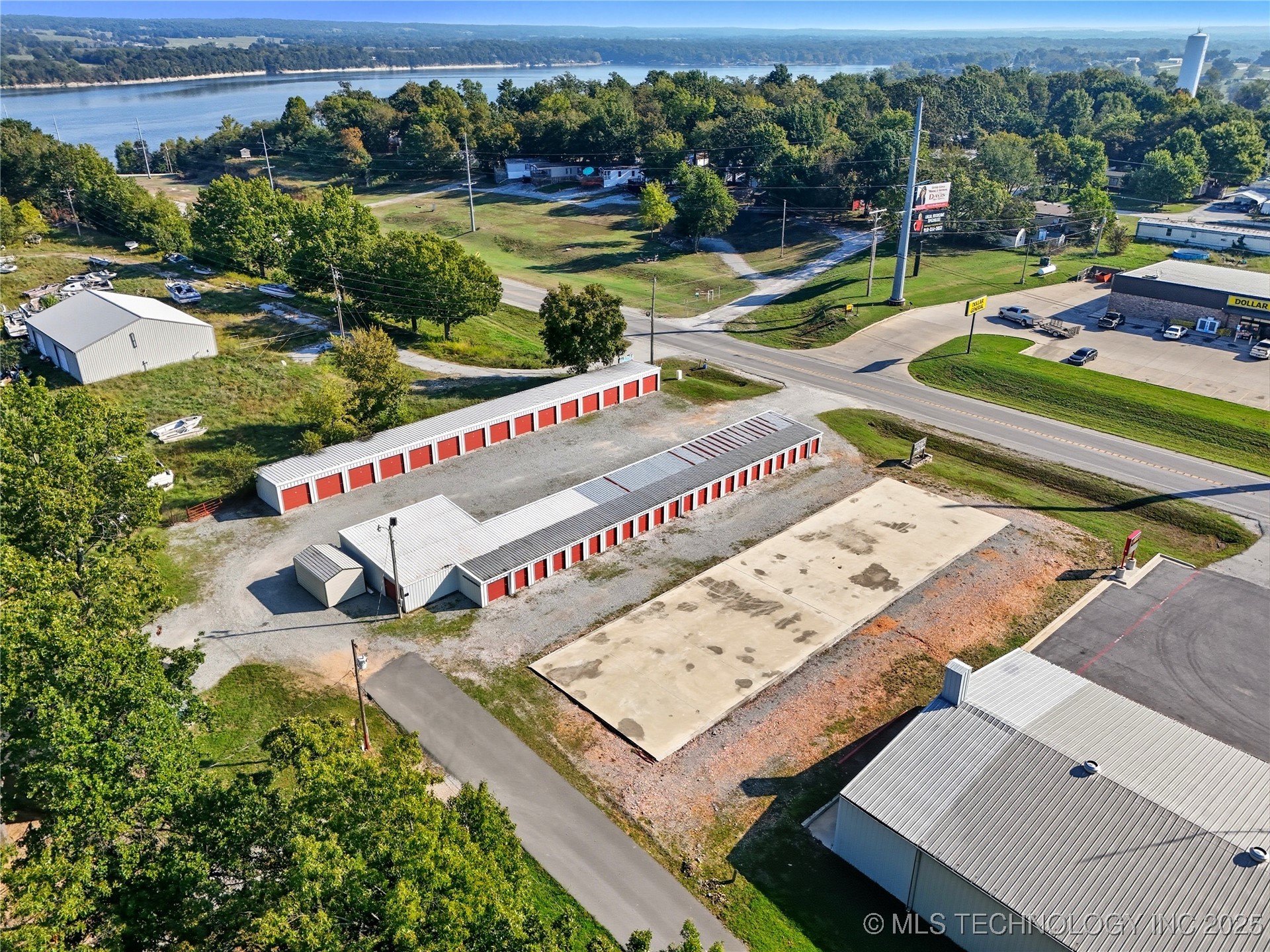 25881 S 655 Road Property Photo 4