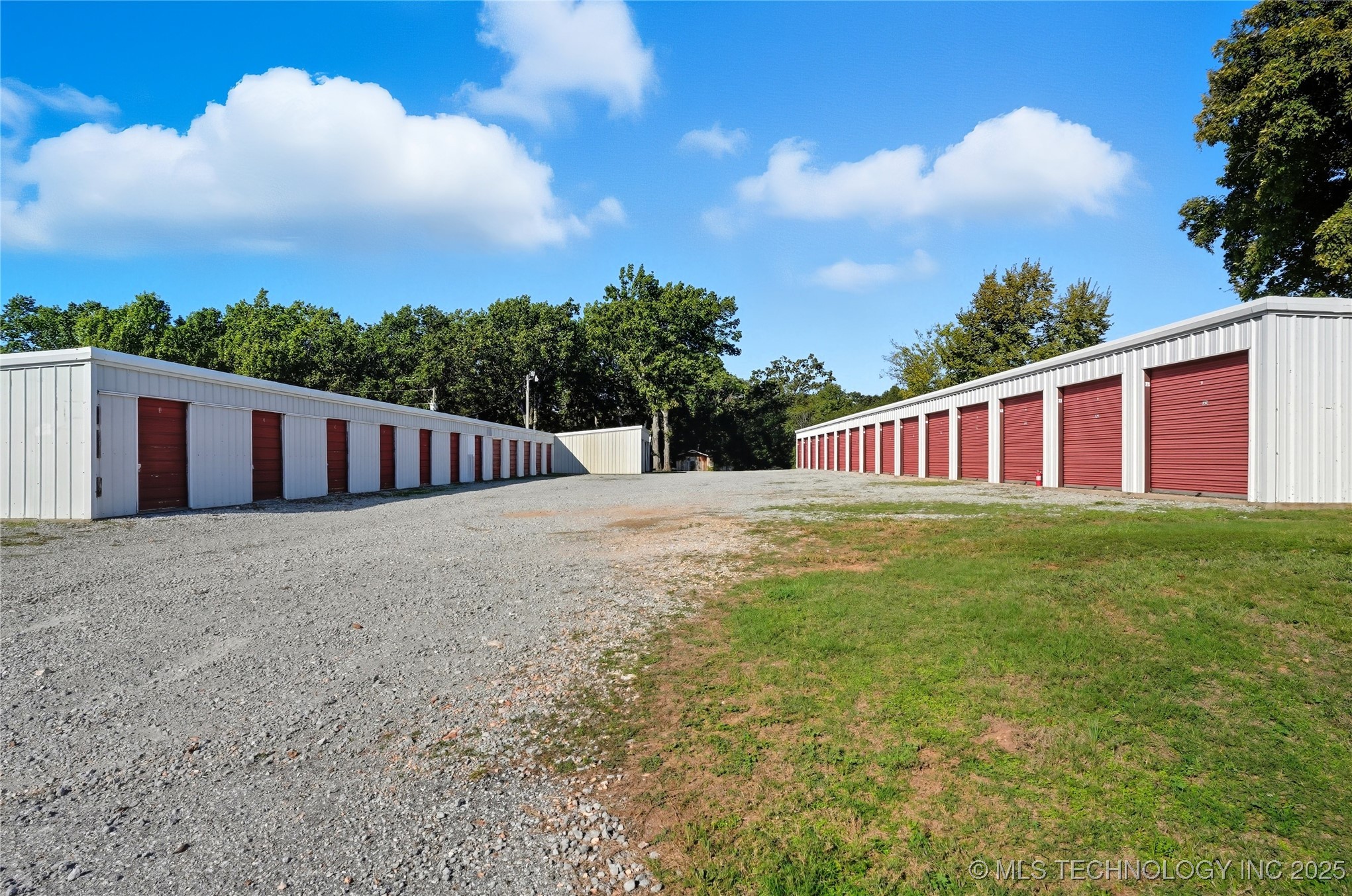 25881 S 655 Road Property Photo 22