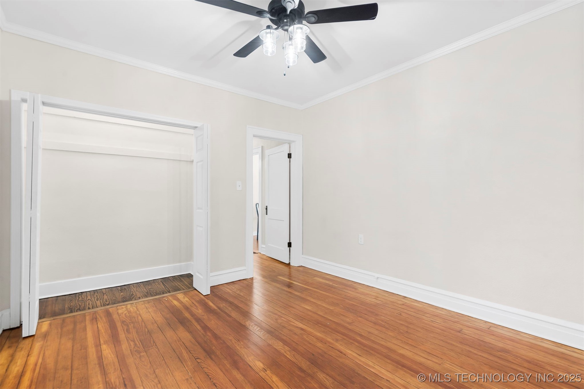 1315 W Easton Street Property Photo 15